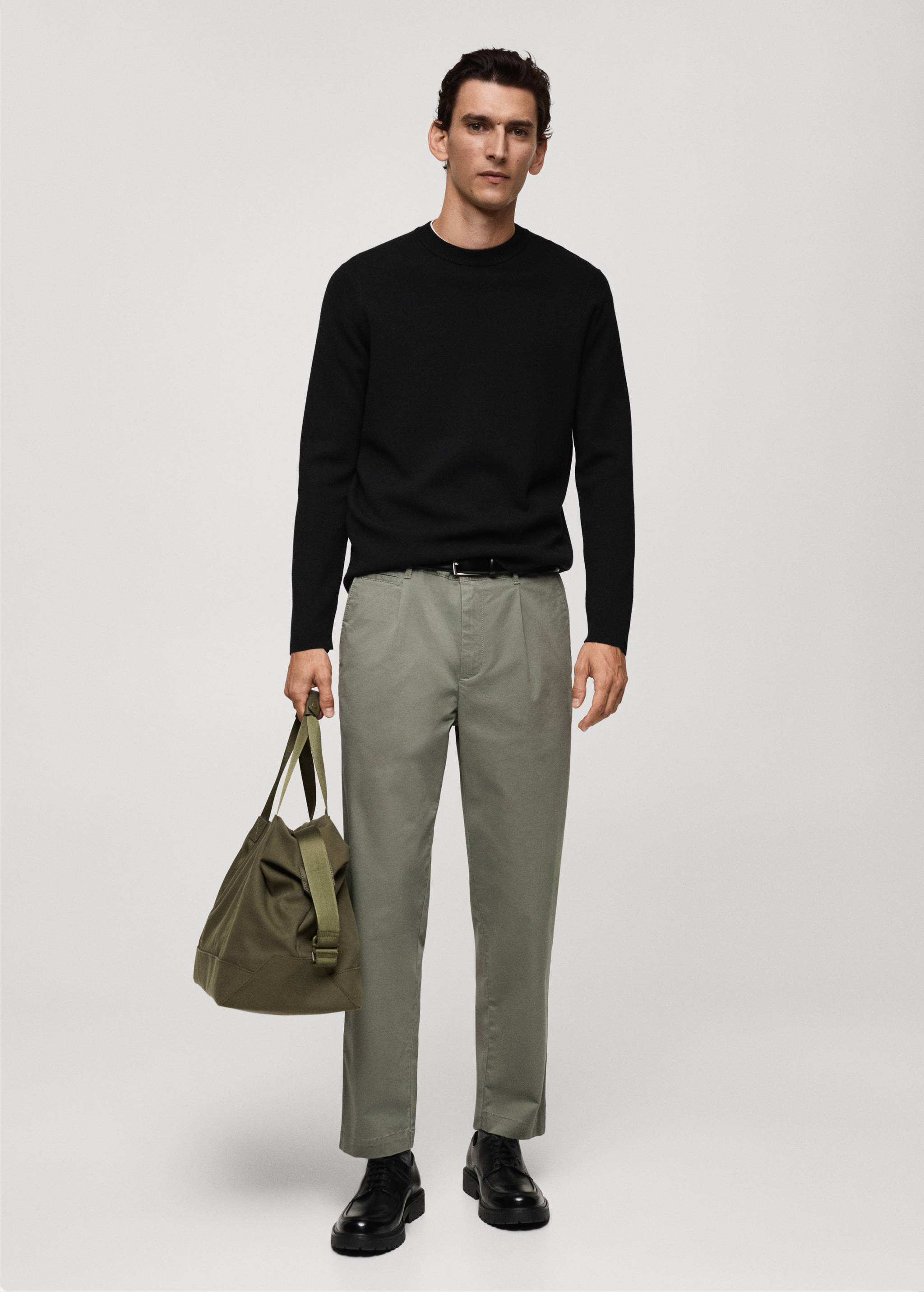 Medium-knit regular-fit sweater - General plane