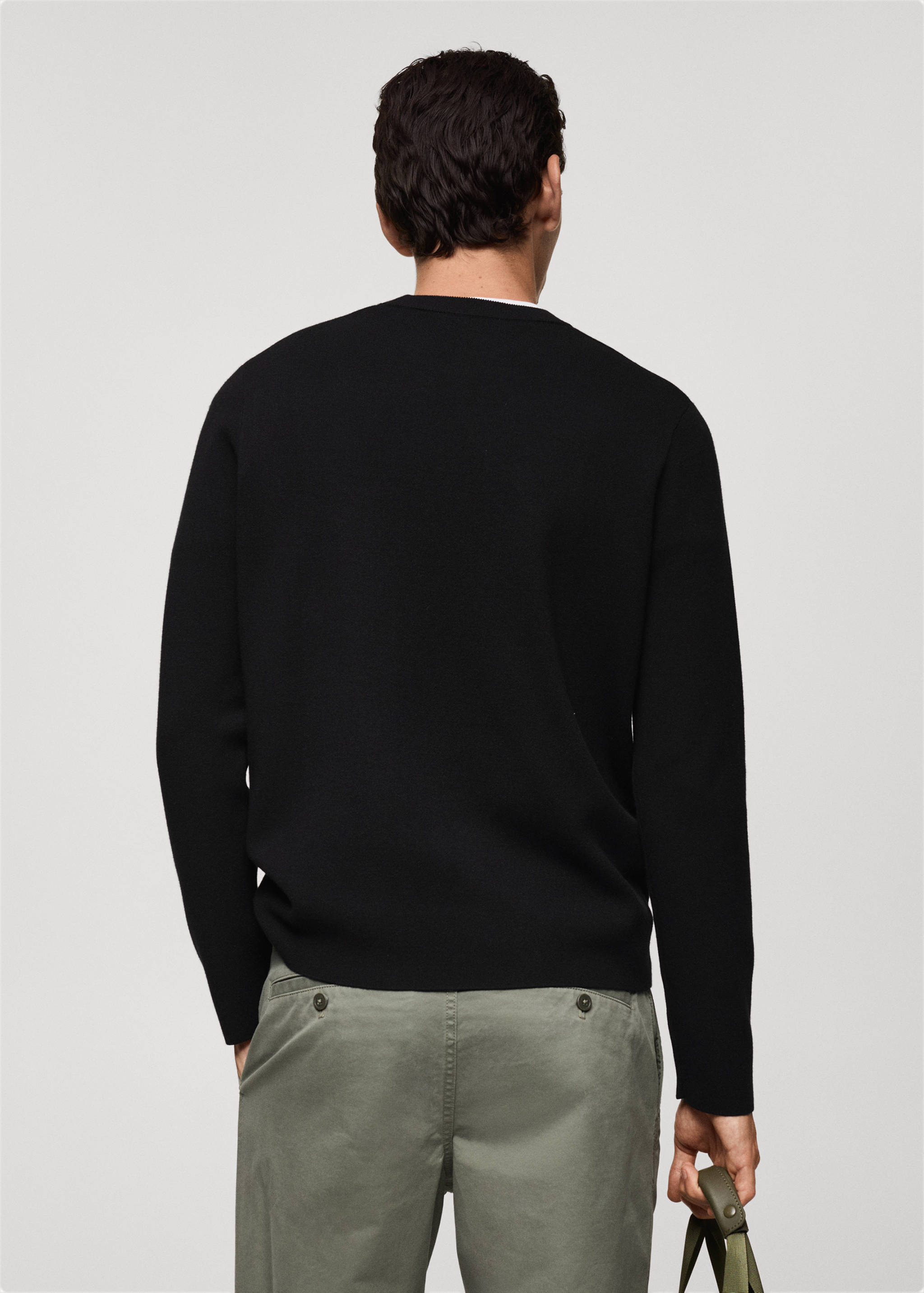 Medium-knit regular-fit sweater - Reverse of the article
