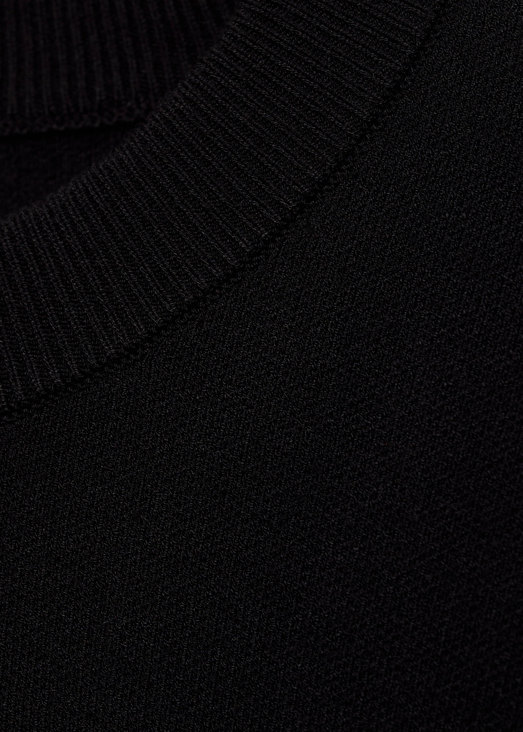 Medium-knit regular-fit sweater - Details of the article 8