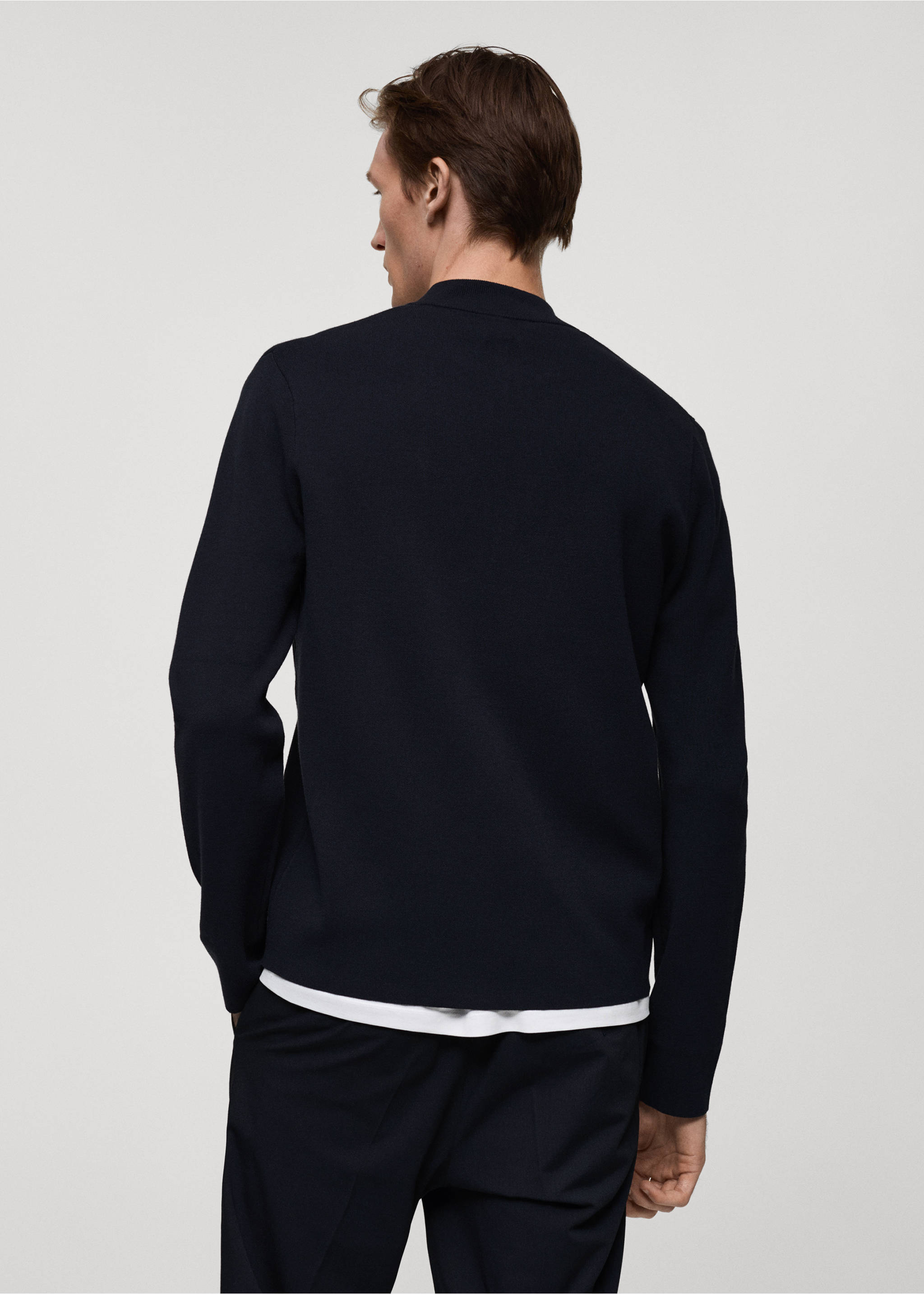 Medium-knit sweater with zip-up perkins neck - Reverse of the article, Dark Navy. Ref: 77025975-00.