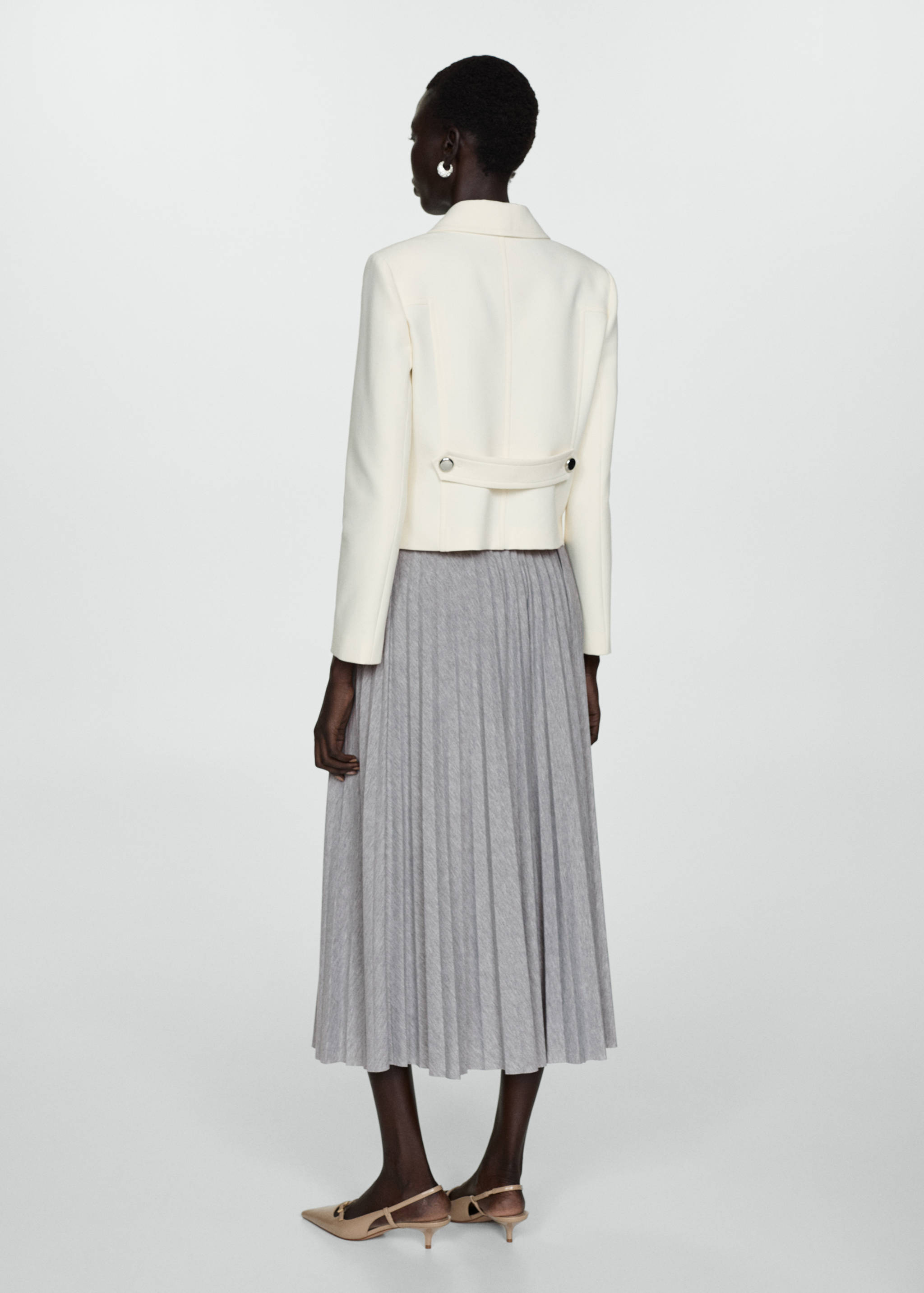 Pleated long skirt - Reverse of the article