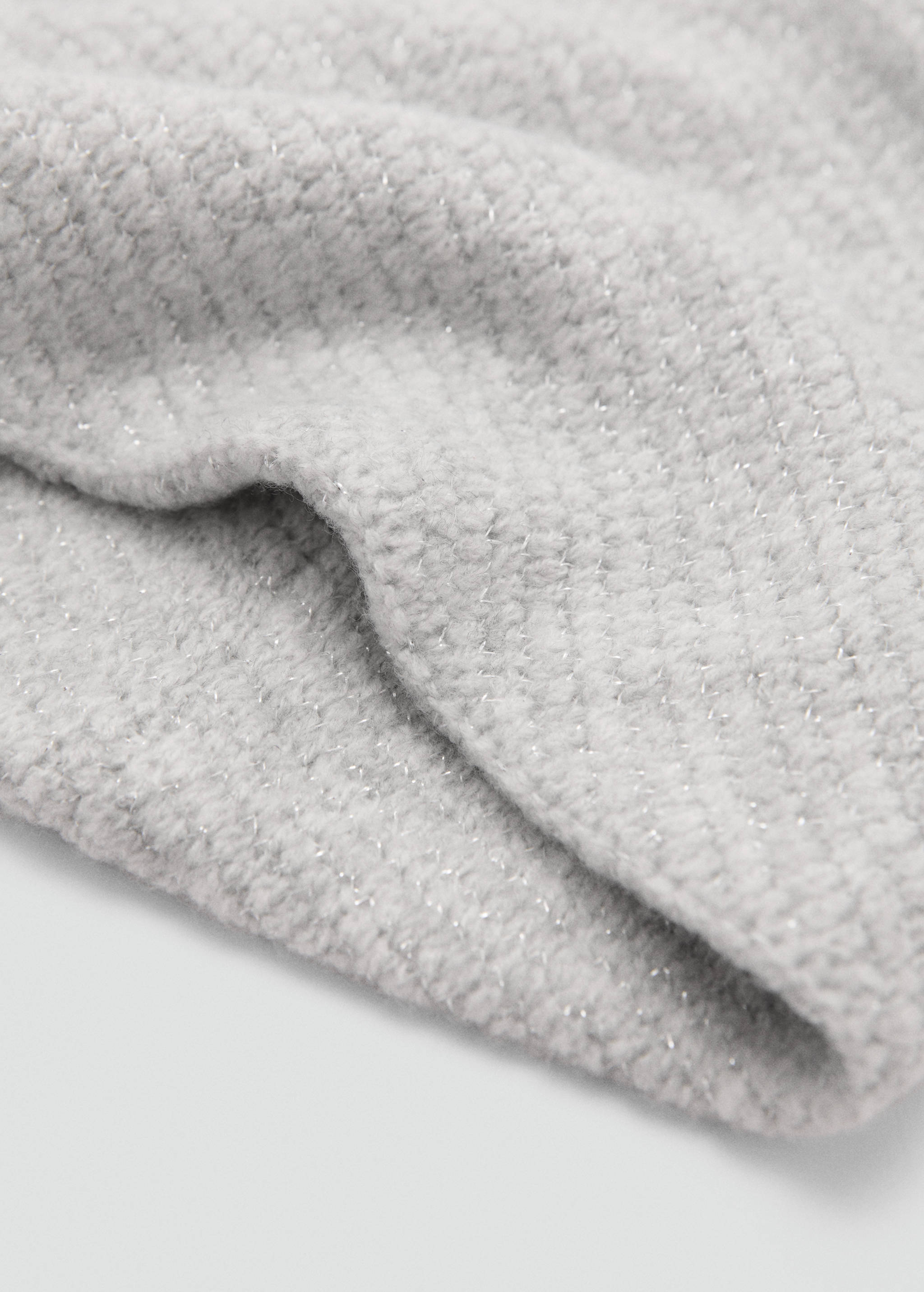 Stickad halsduk i lurex - Bild av mittparti