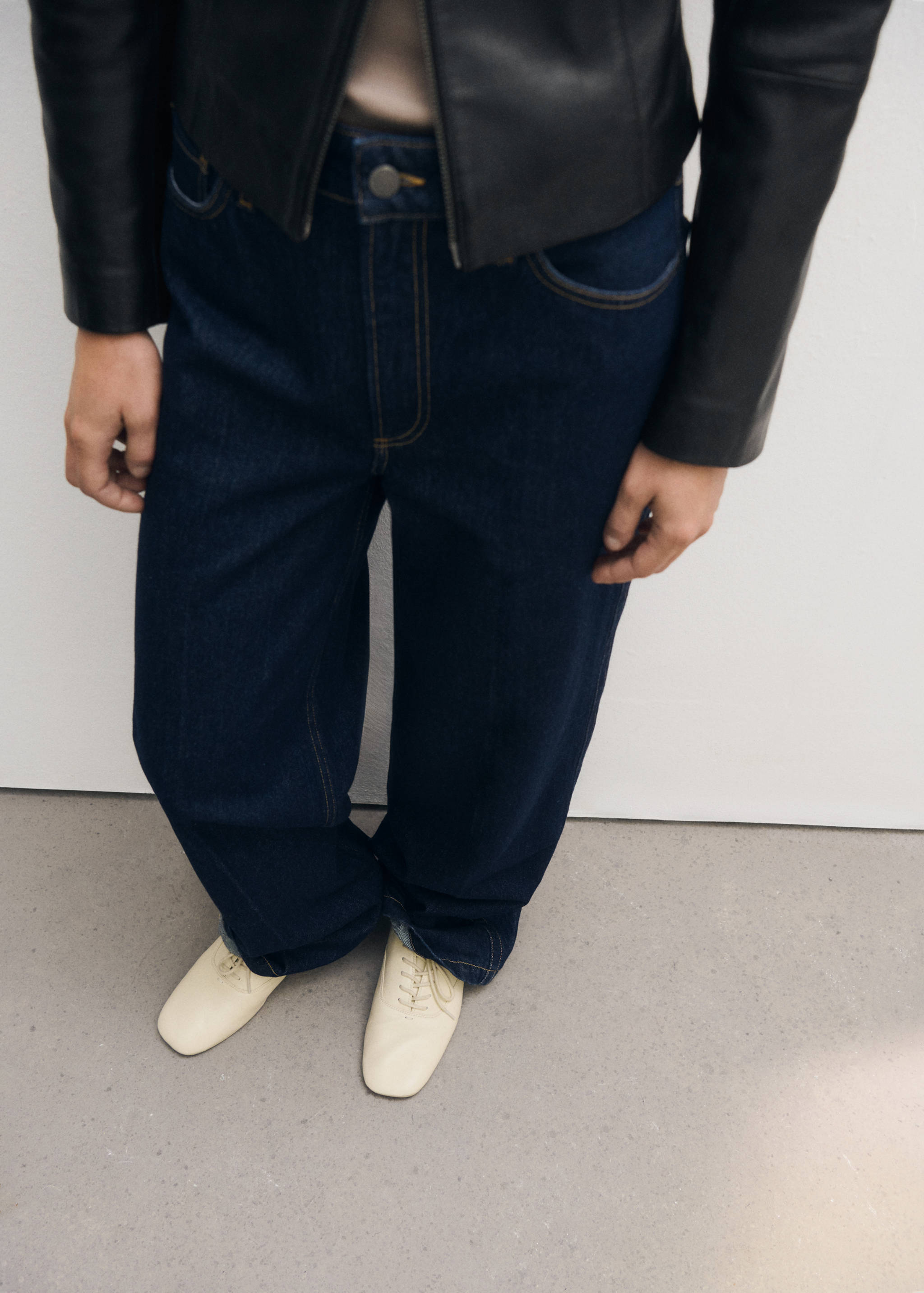 Lace-up leather shoes - General plane