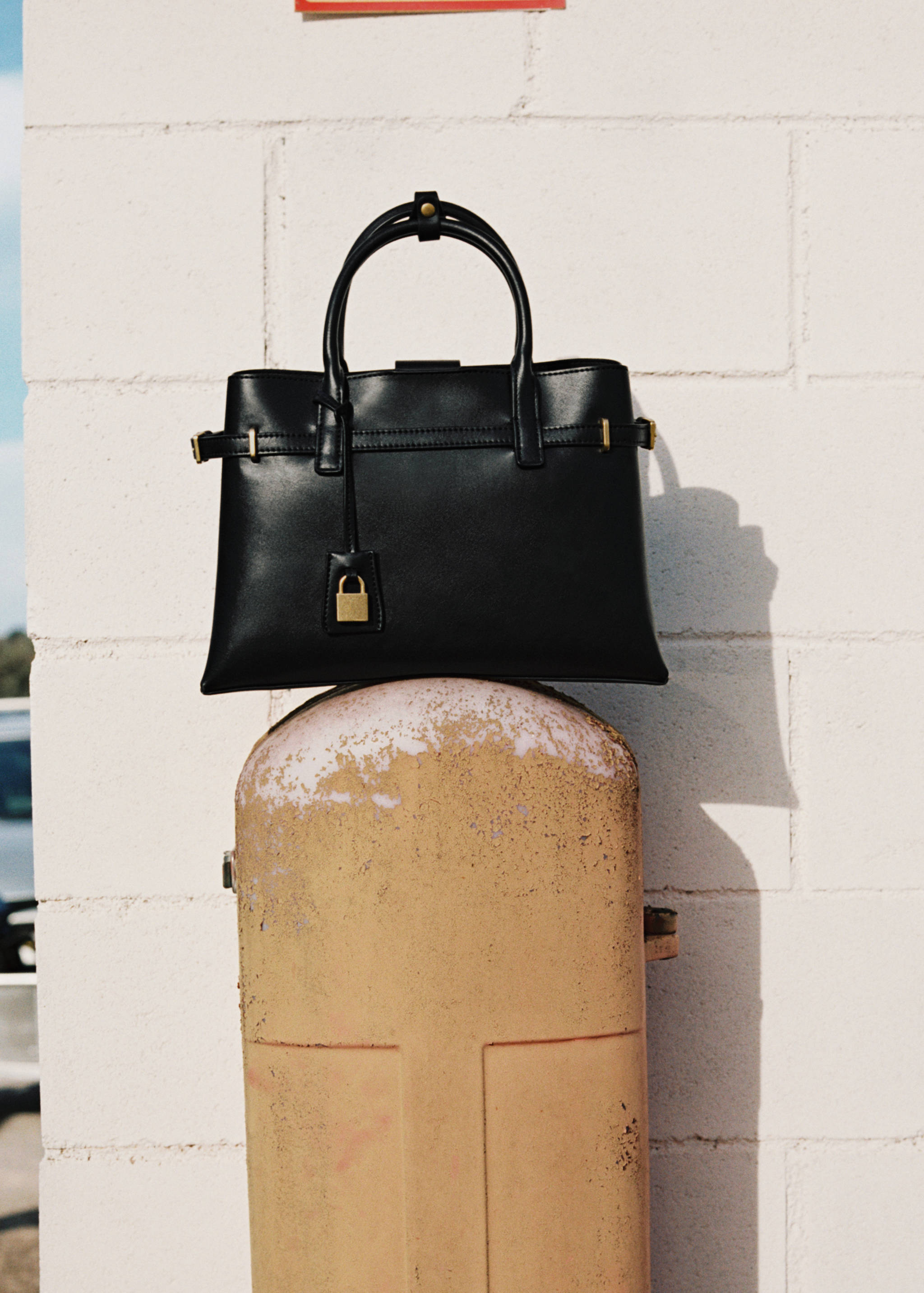 Shopper bag with padlock - Details of the article 6
