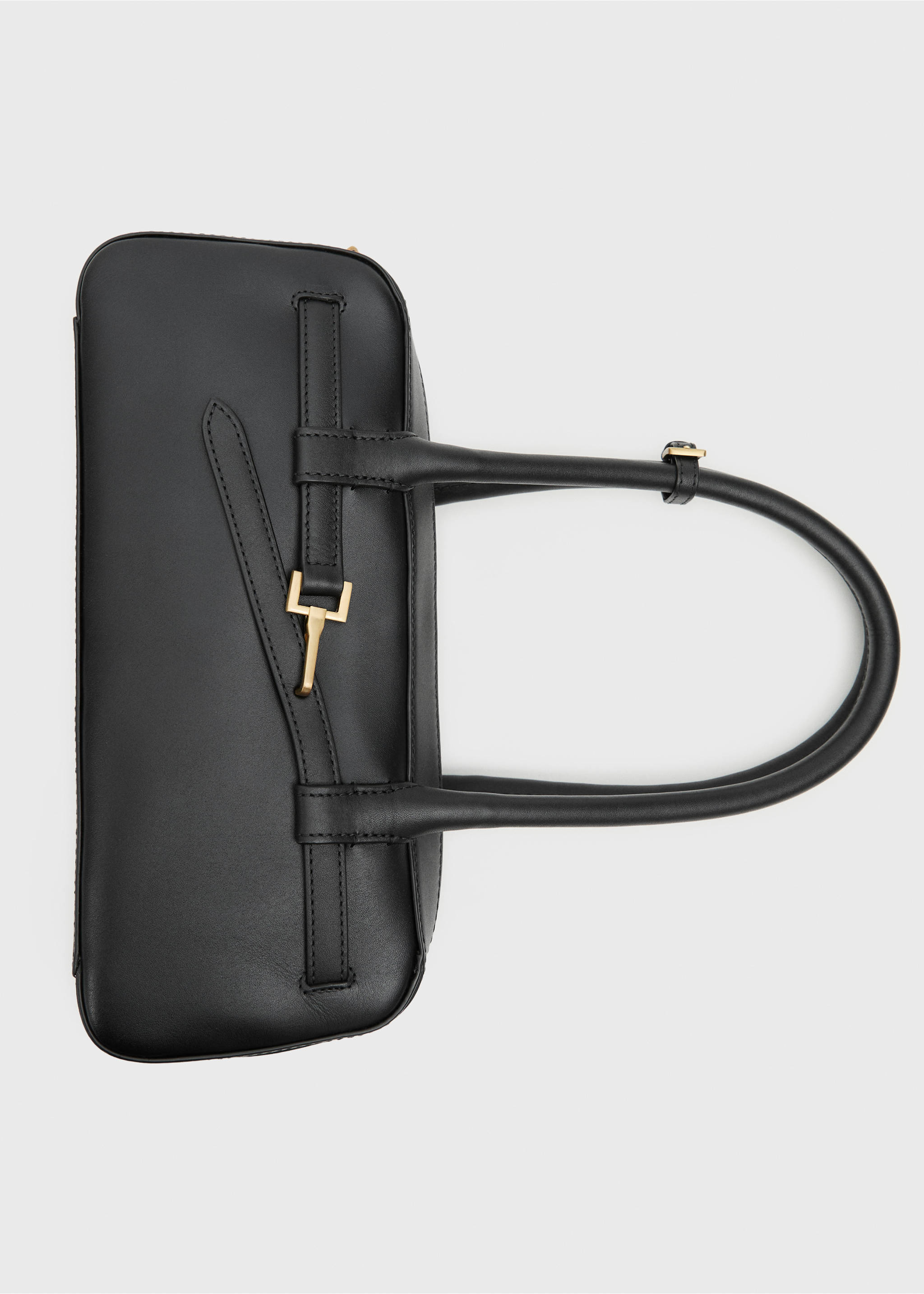 Leather bowling bag with buckle - Details of the article 3, Black. Ref: 77026360-00.