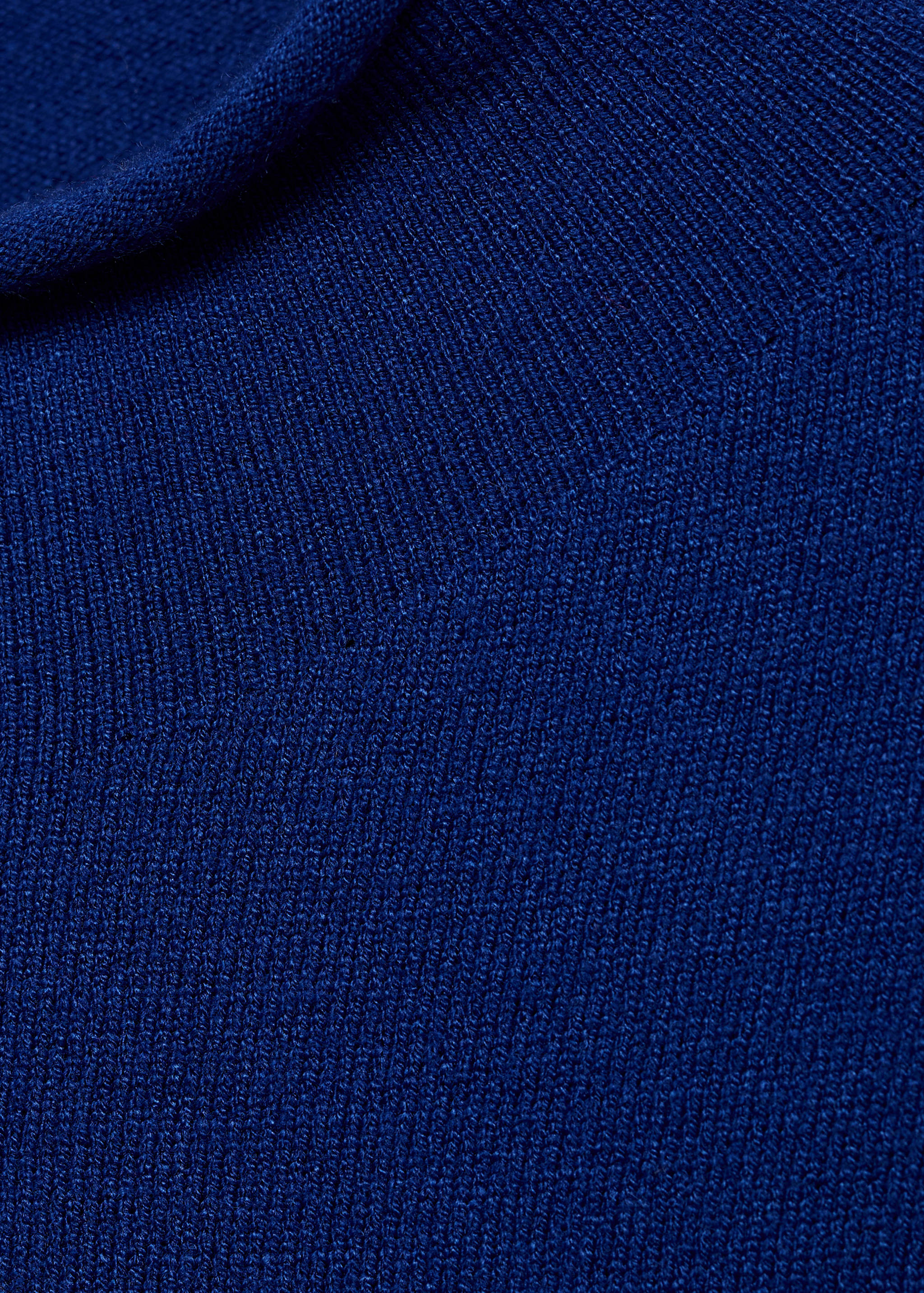 Robe maille col montant - Détail de l'article 0