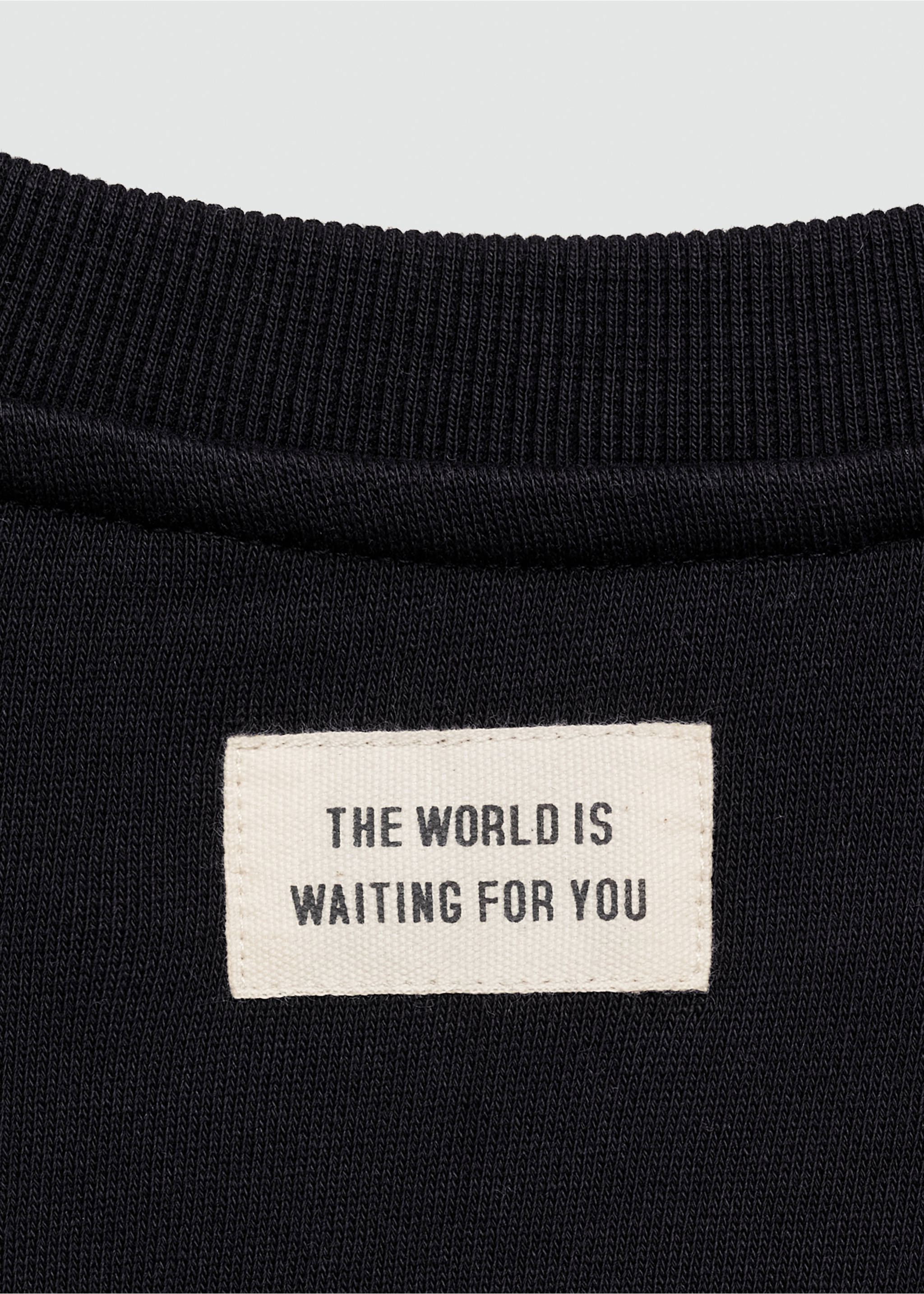 Texture detail print sweatshirt - Details of the article 0, Black. Ref: 77026729-00.