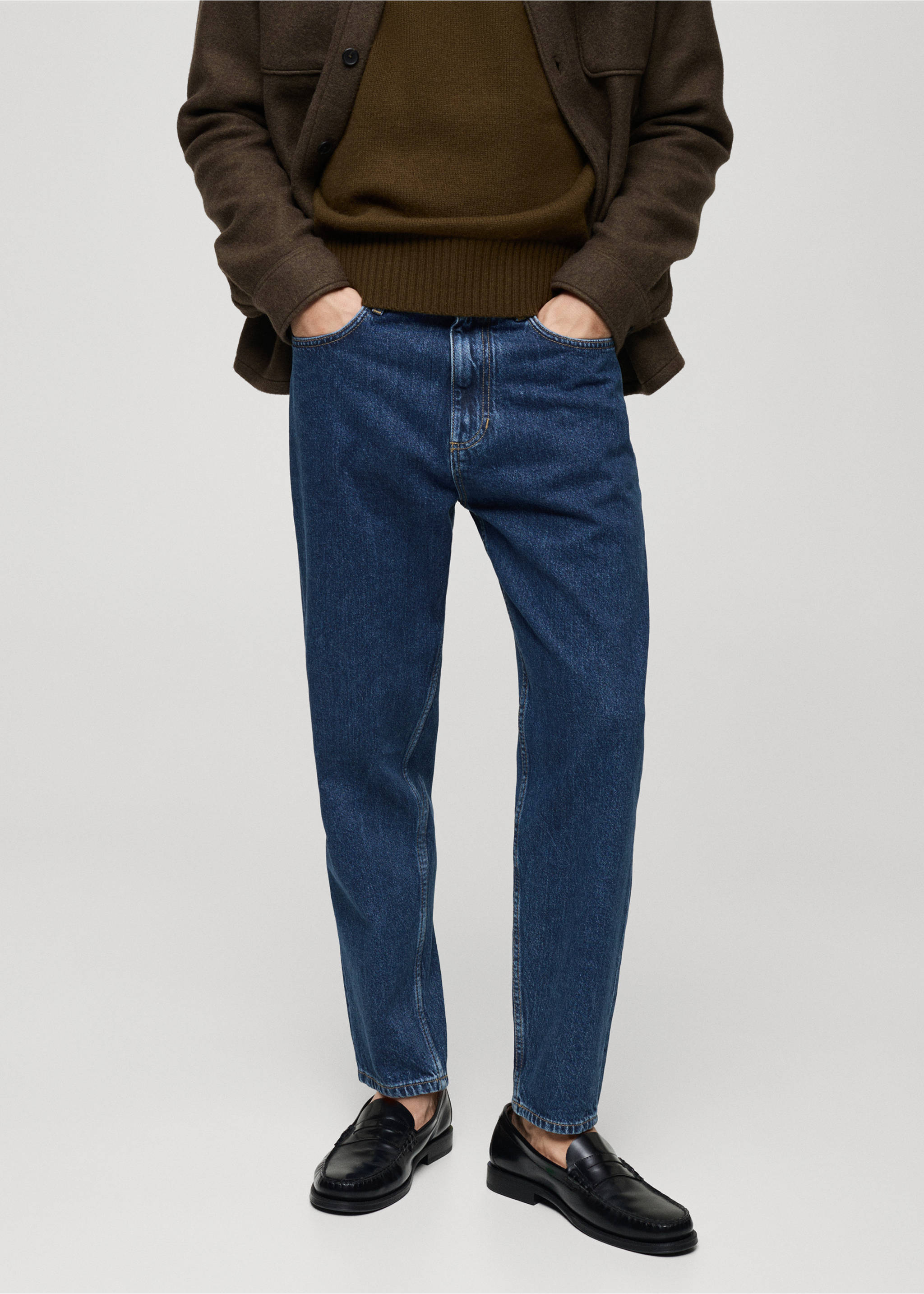 Tapered-fit jeans in dark wash - Medium plane, Dark Blue. Ref: 77026766-00.