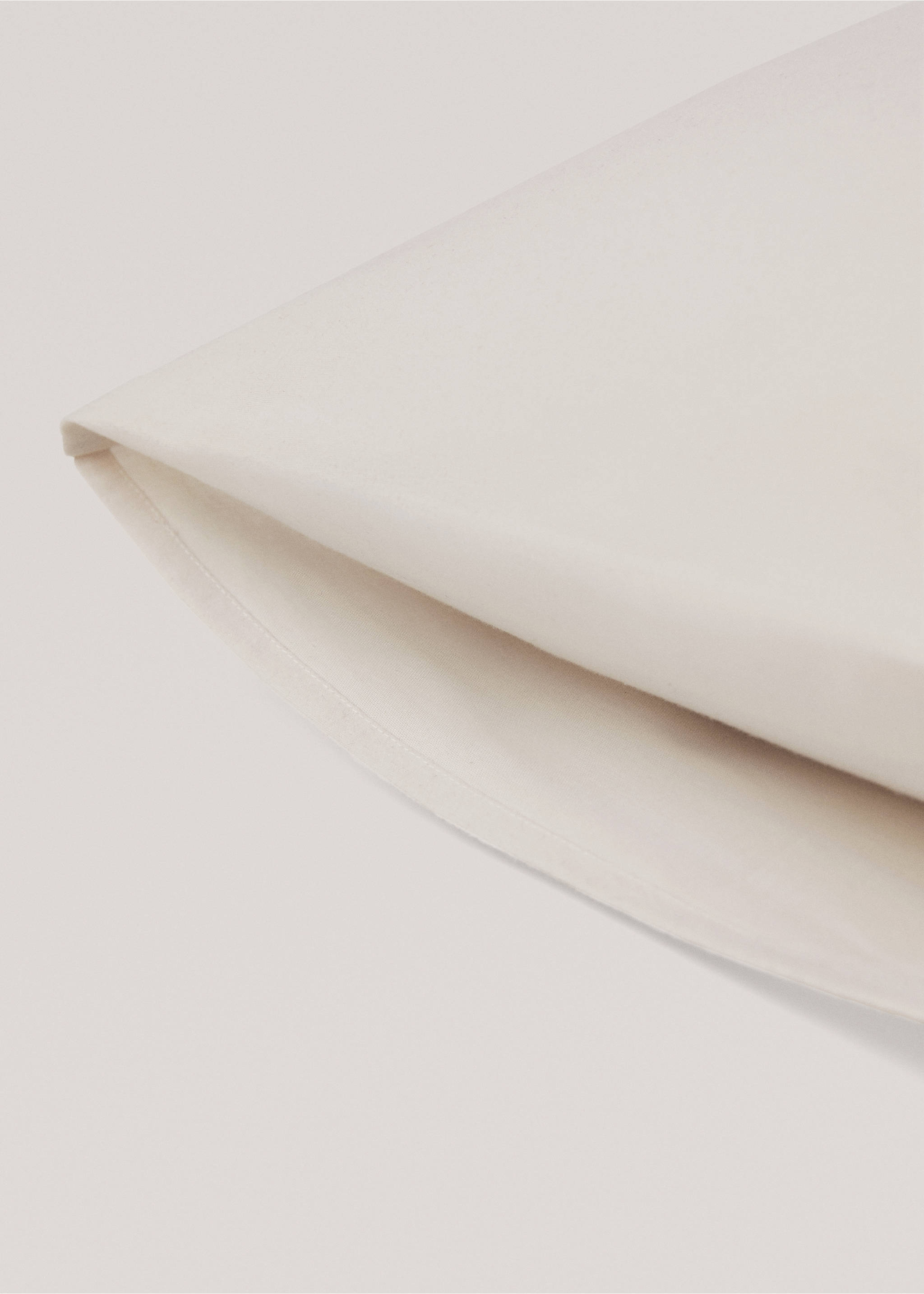 Putetrekk i ensfarget flanell - Artikkeldetalj 3, Beige. Ref: 77027656-00.