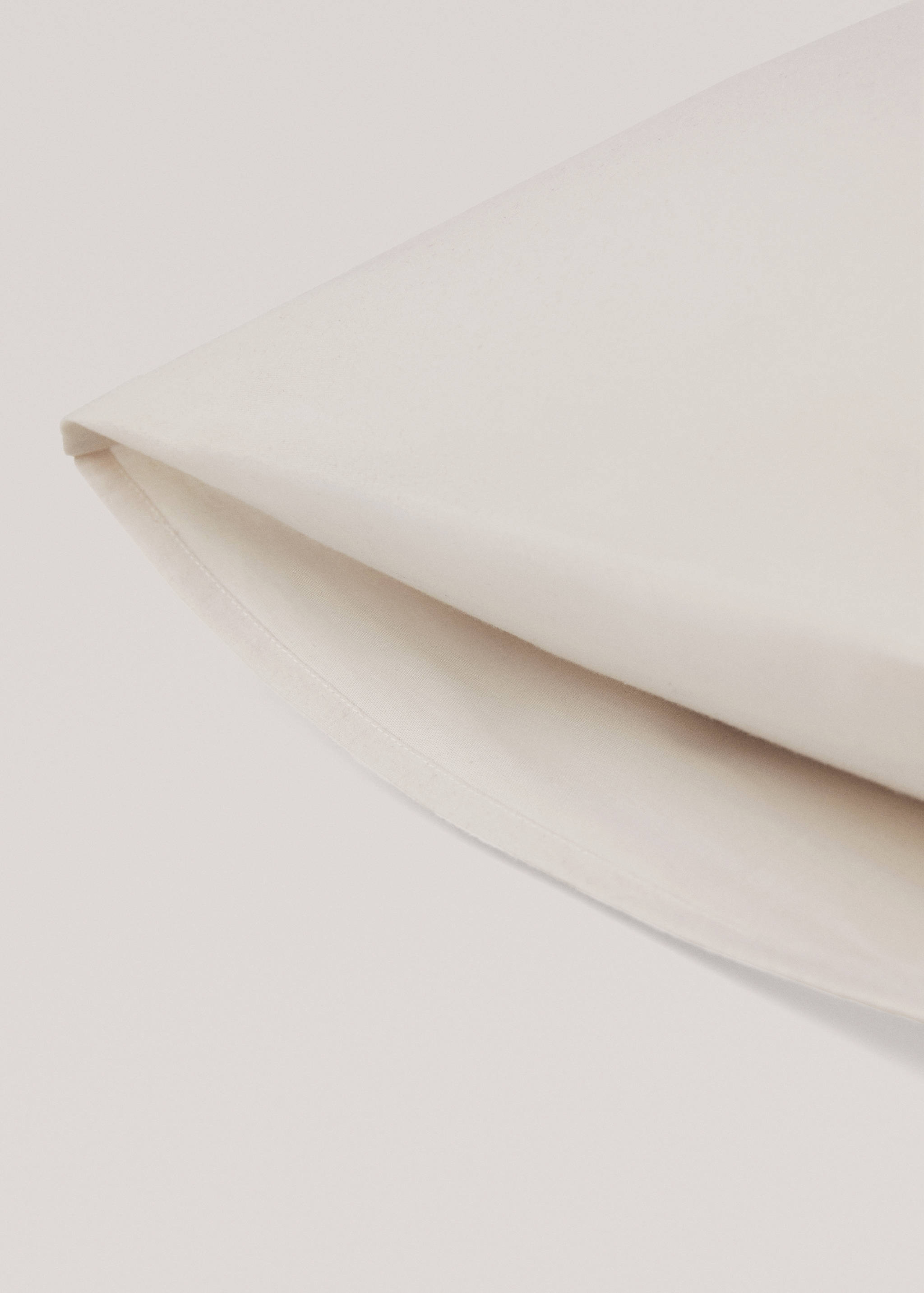 Μαξιλαροθήκη φανελένιο ύφασμα μονόχρωμη 60x60εκ - Λεπτομέρεια του προϊόντος 3