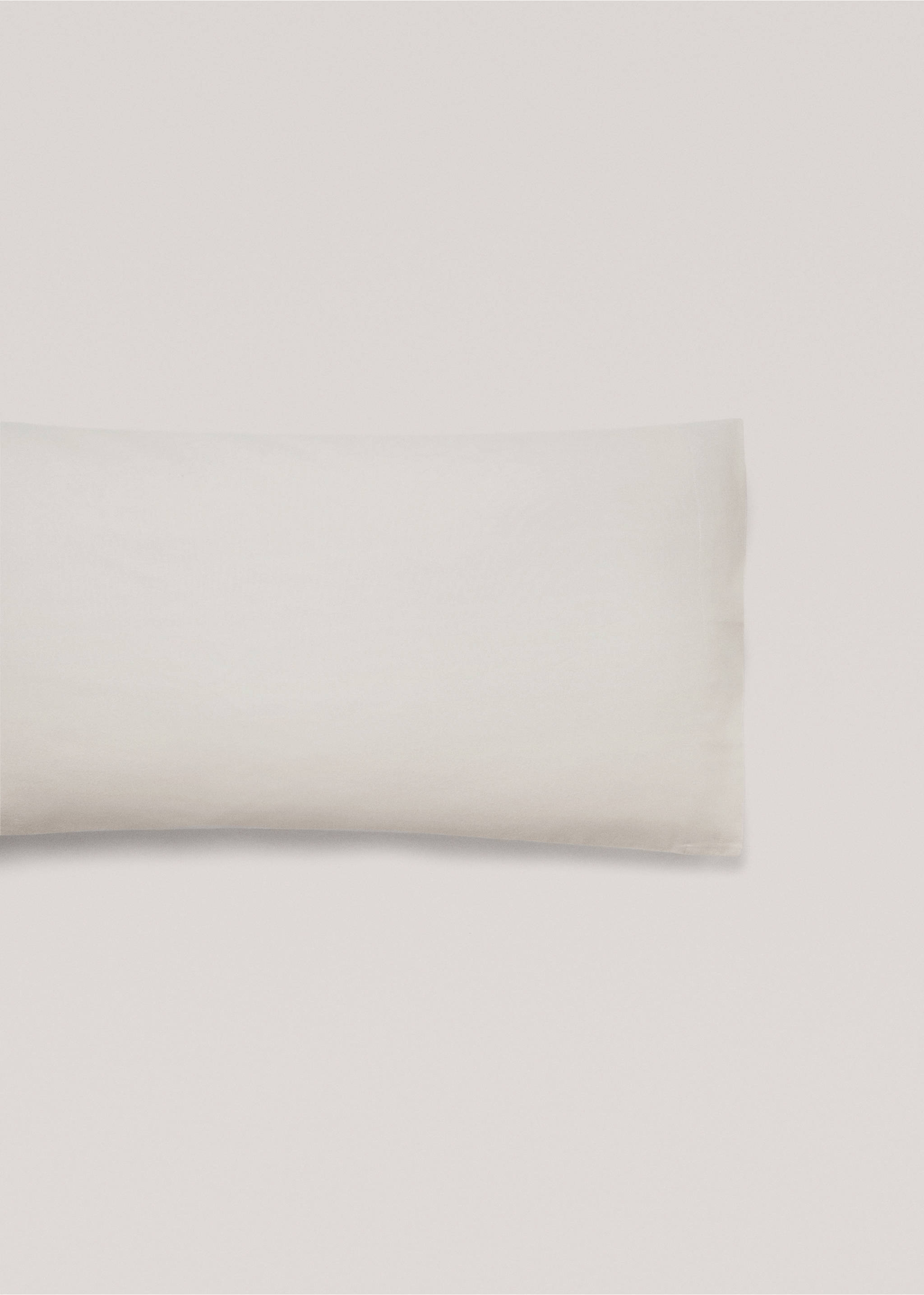 Flannel pillow case 45x110cm - Article without model, Beige. Ref: 77027657-00.