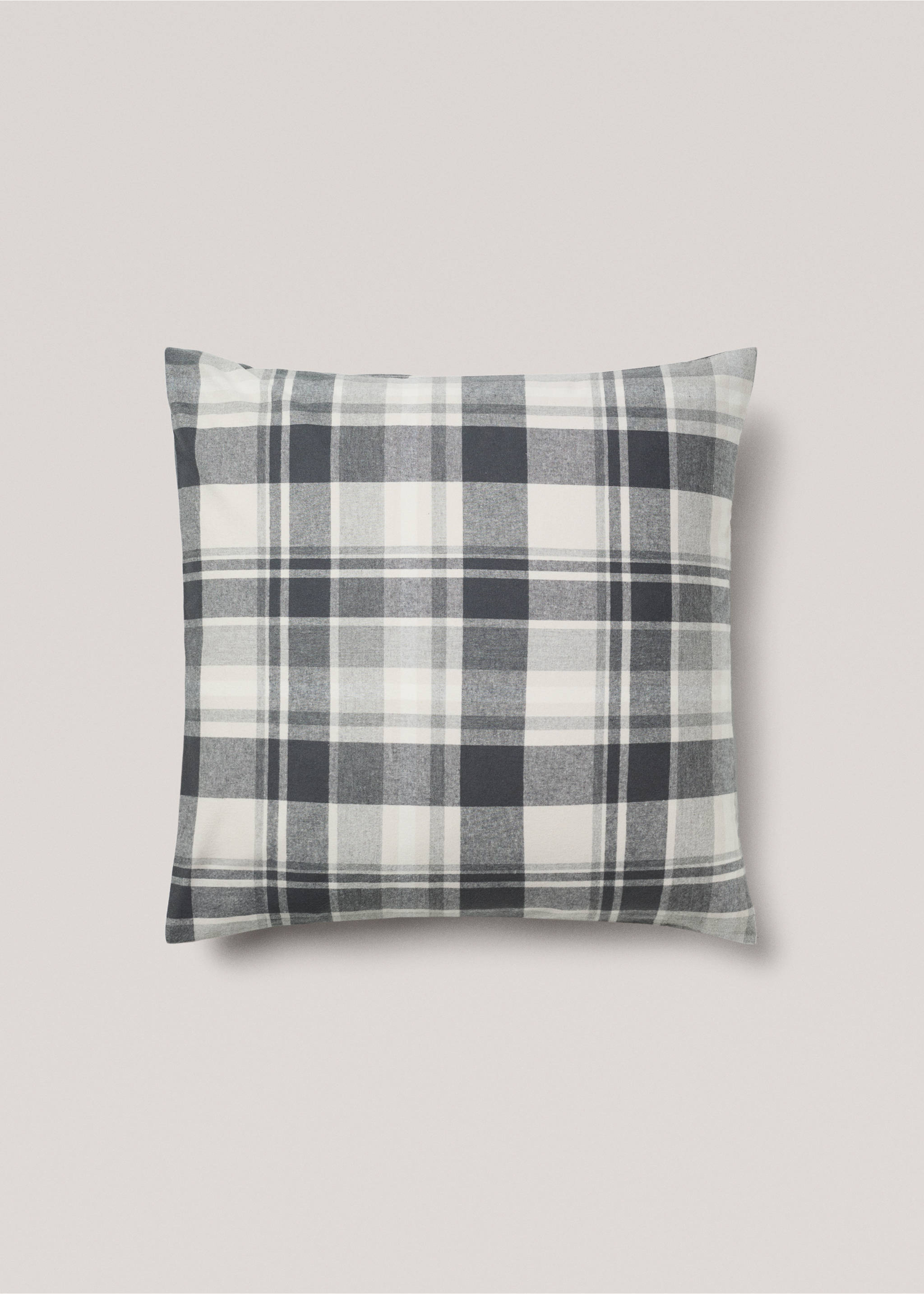 Cotton flannel checkered pillowcase 60x60cm - Article without model, Grey. Ref: 77027660-00.