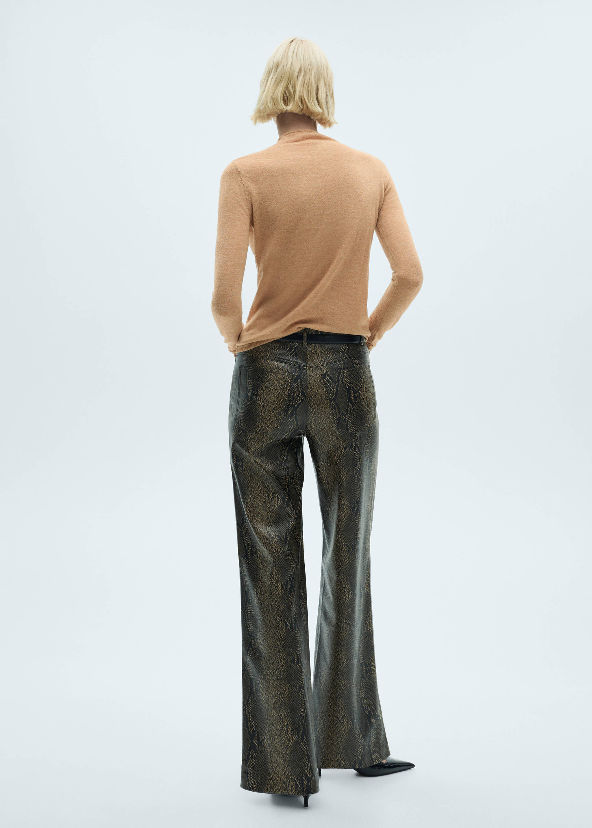 Feiner Baumwolle mit halbhohem Kragen - Rückseite des Artikels