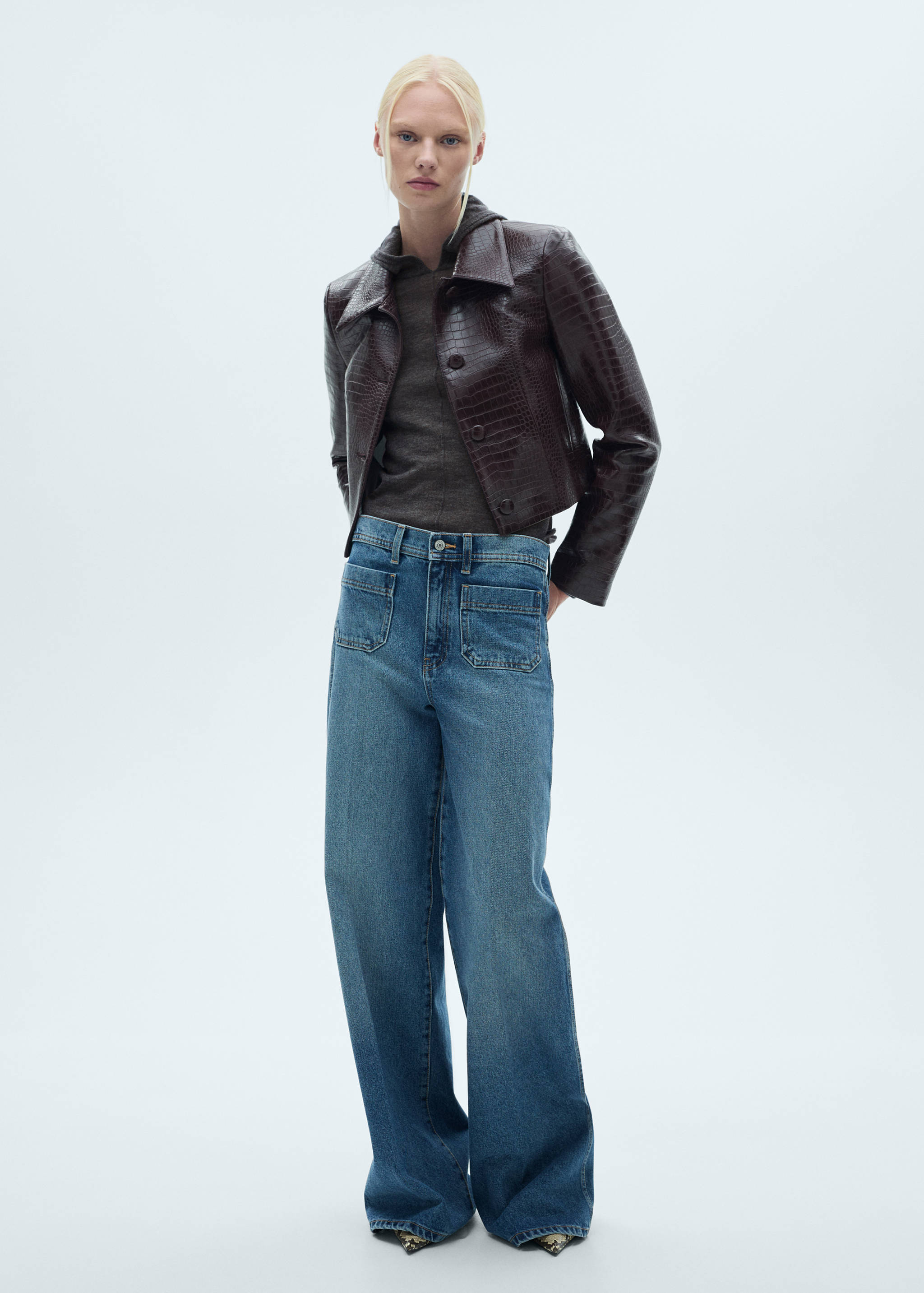 Hooded knit sweater - General plane