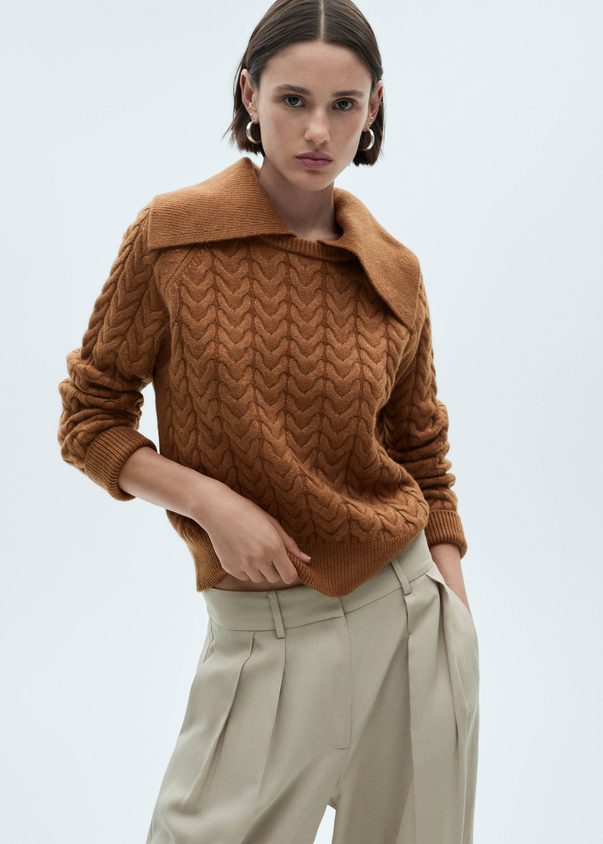 Jersey trenzado cuello solapa - Plano medio