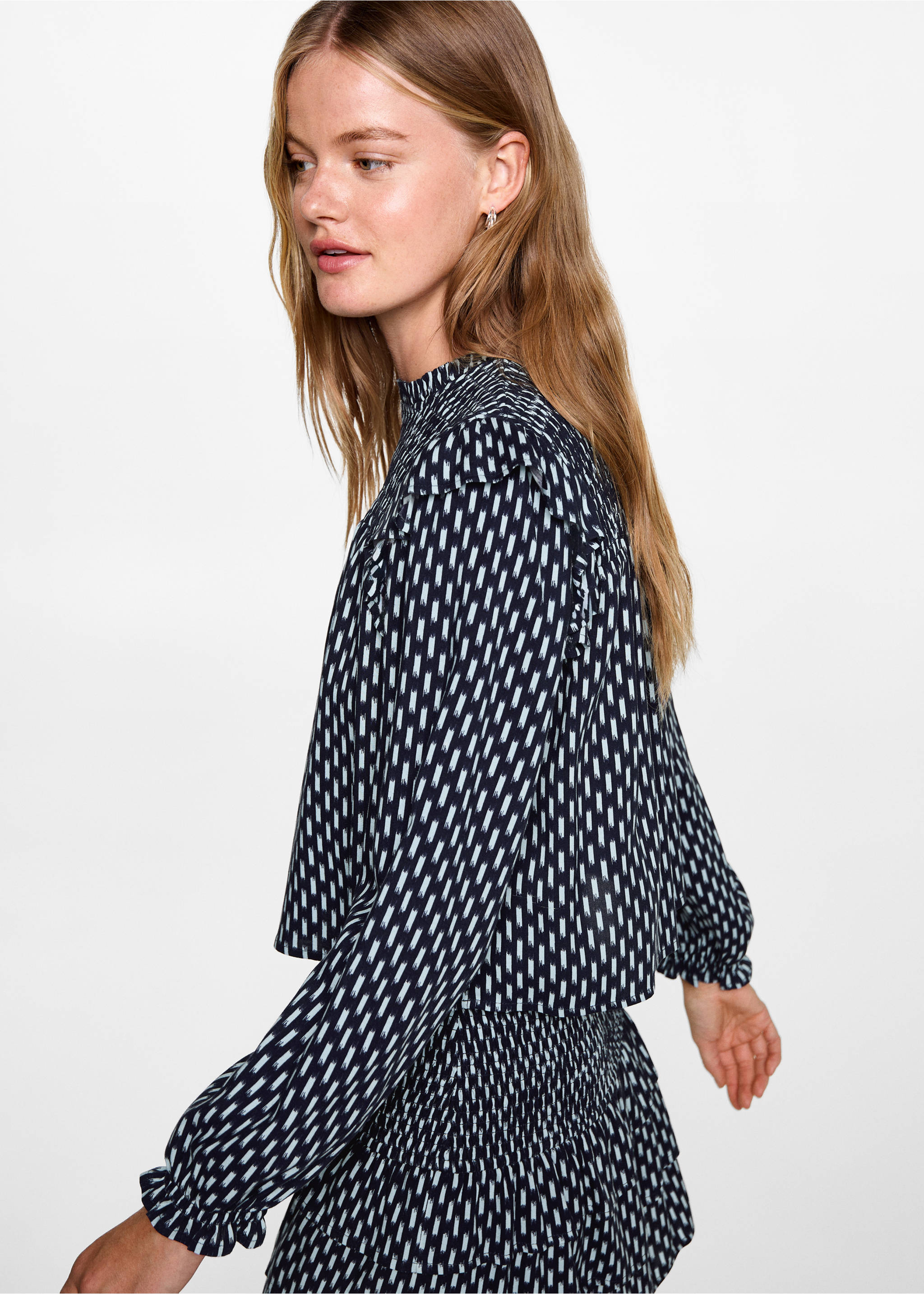 Ruched printed blouse - Details of the article 2, Dark Navy. Ref: 77027679-00.