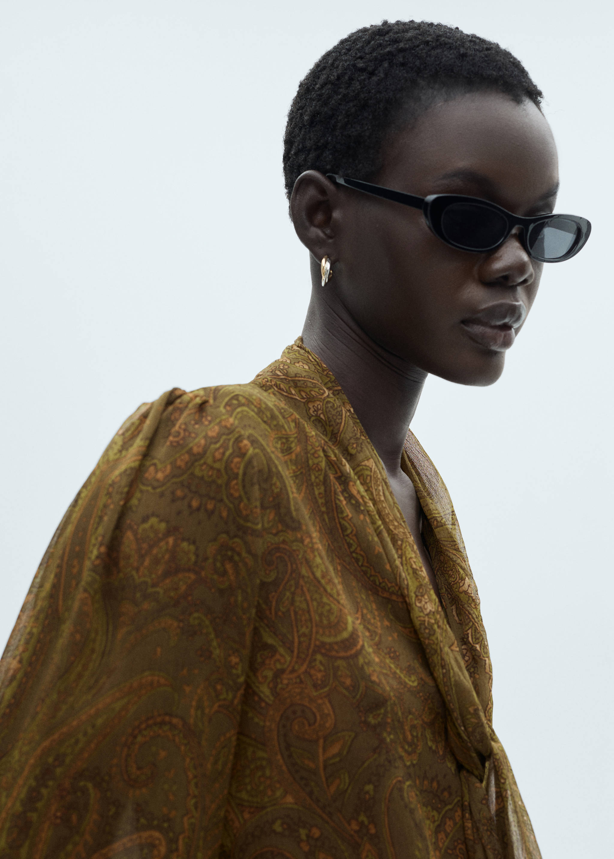 Blusa estampada lazo - Detalle del artículo 1