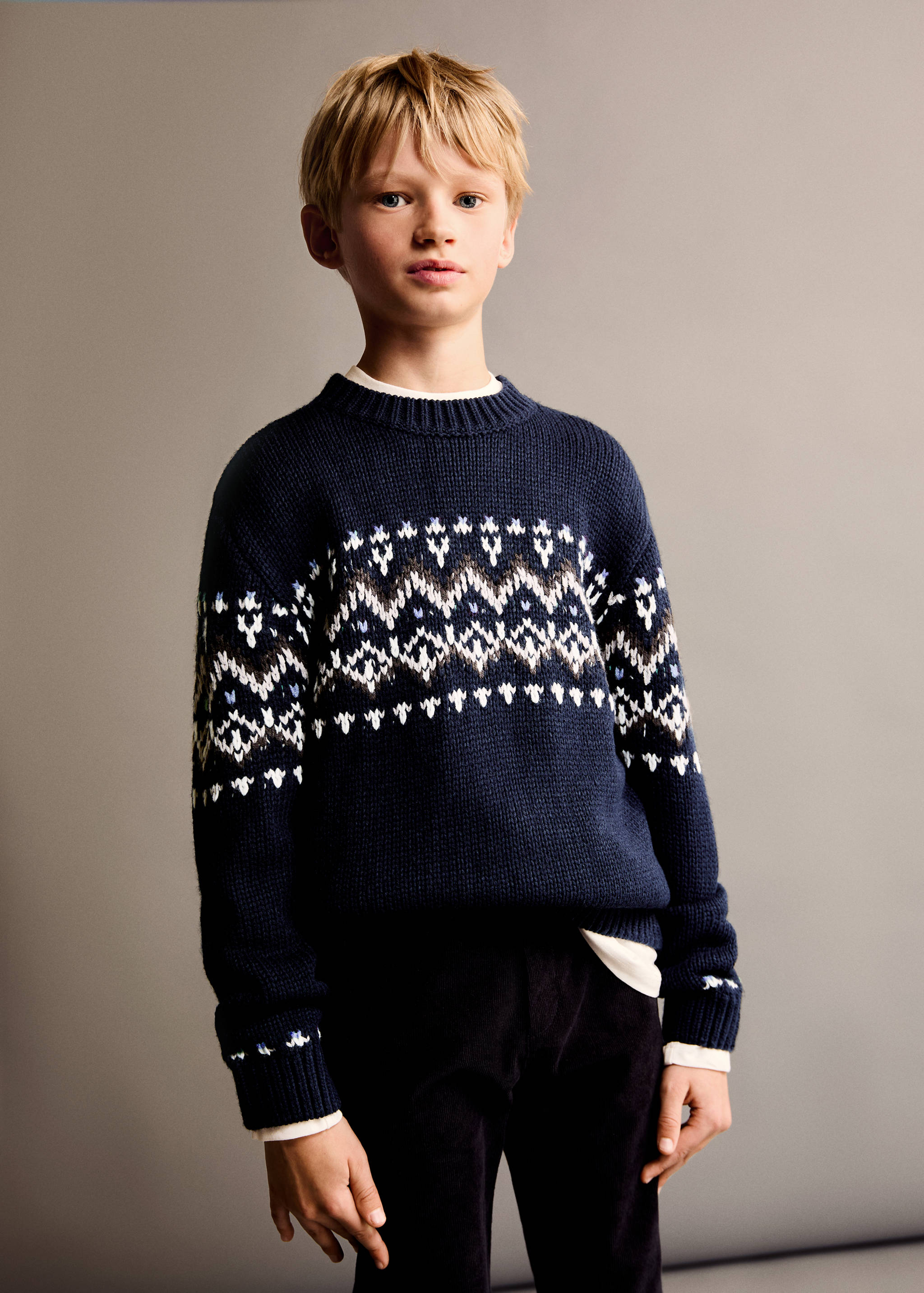Jacquard sweater - Medium plane