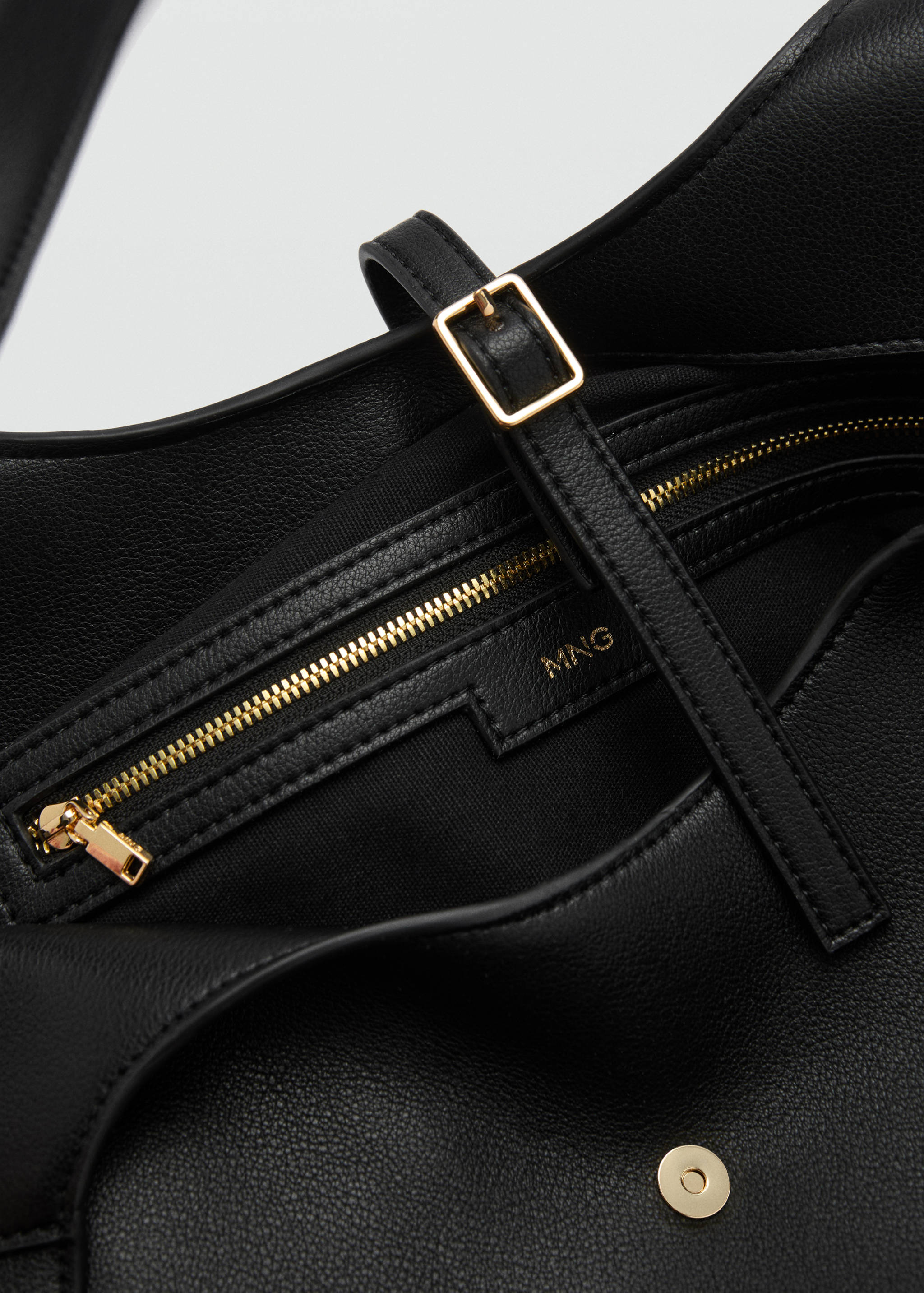 Shopper-Bag mit Schnallendetail - Detail des Artikels 3