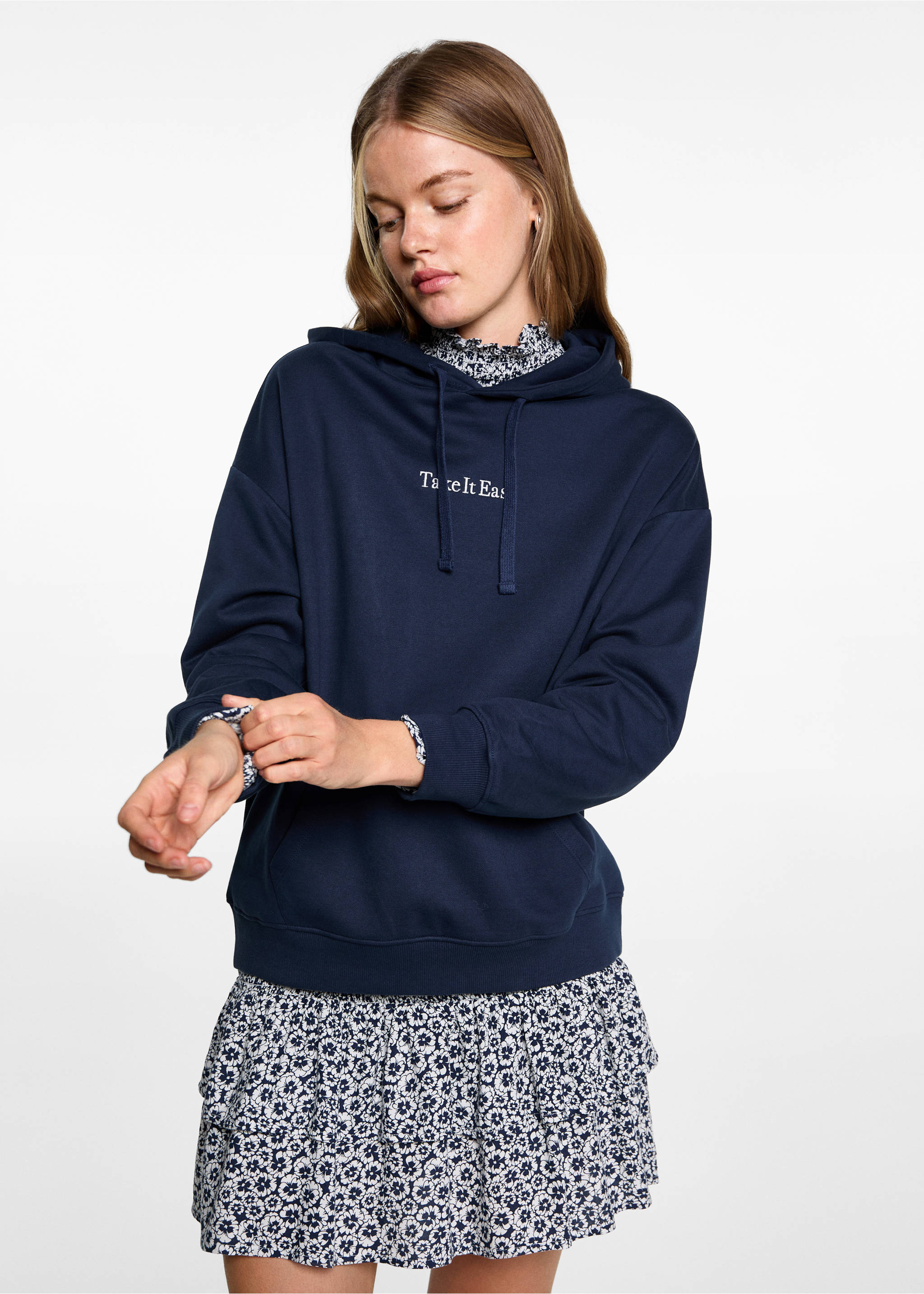 Sweat-shirt coton détails brodés - Plan moyen, Bleu marine foncé. Ref: 77027695-00.