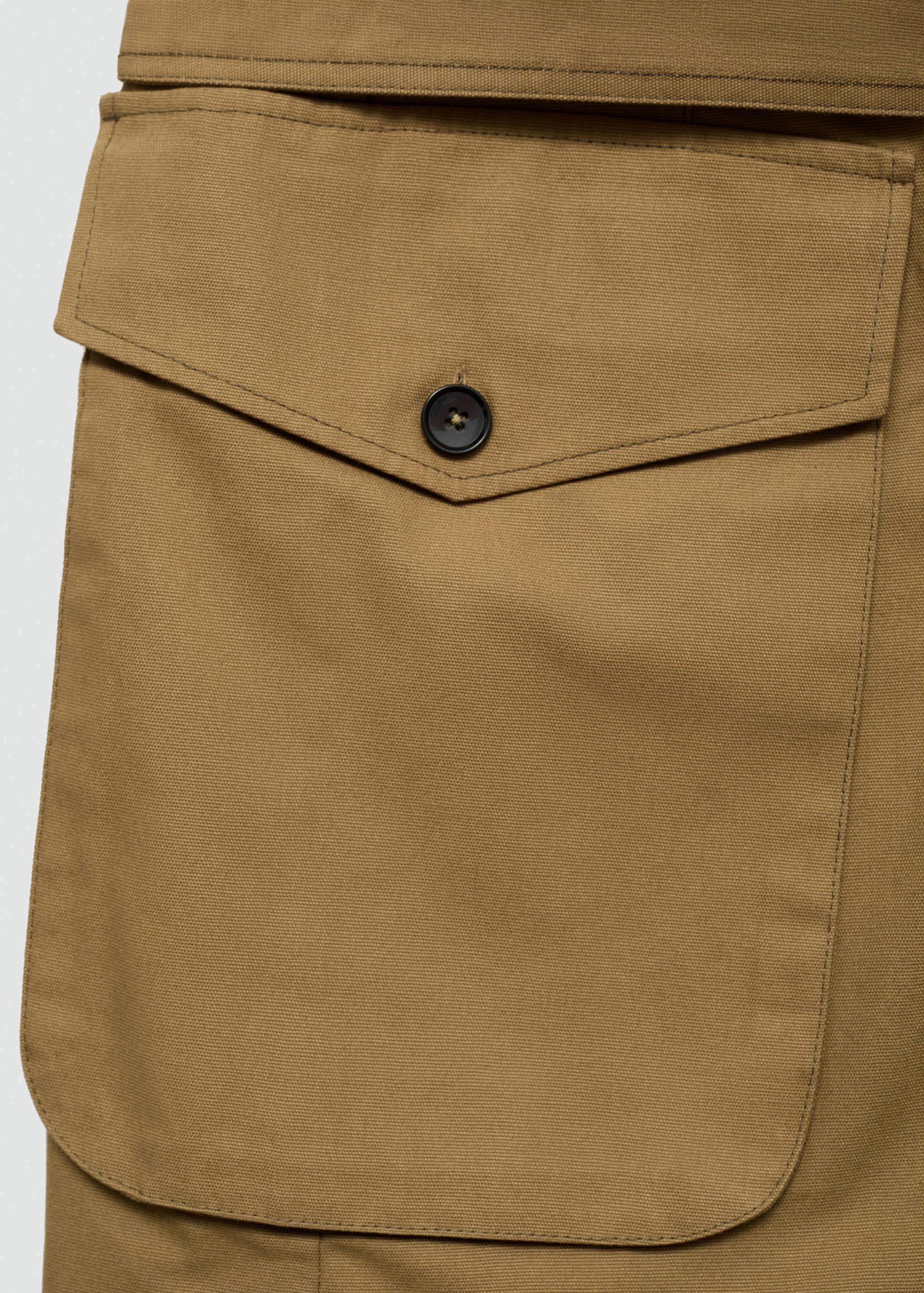 Midi-skirt with cargo pockets - Details of the article 8