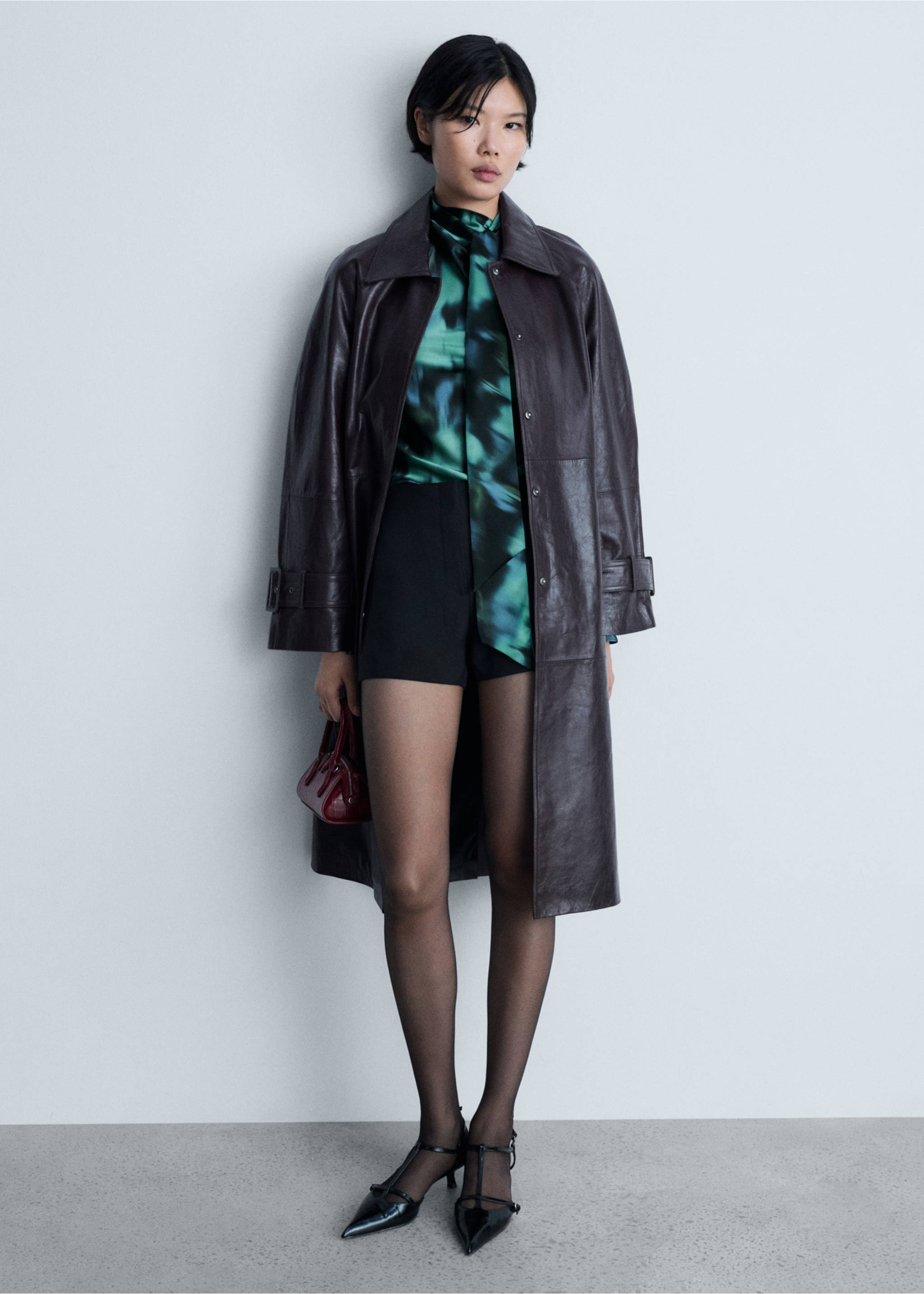 Printed blouse with bow - General plane, Black. Ref: 77027718-00.