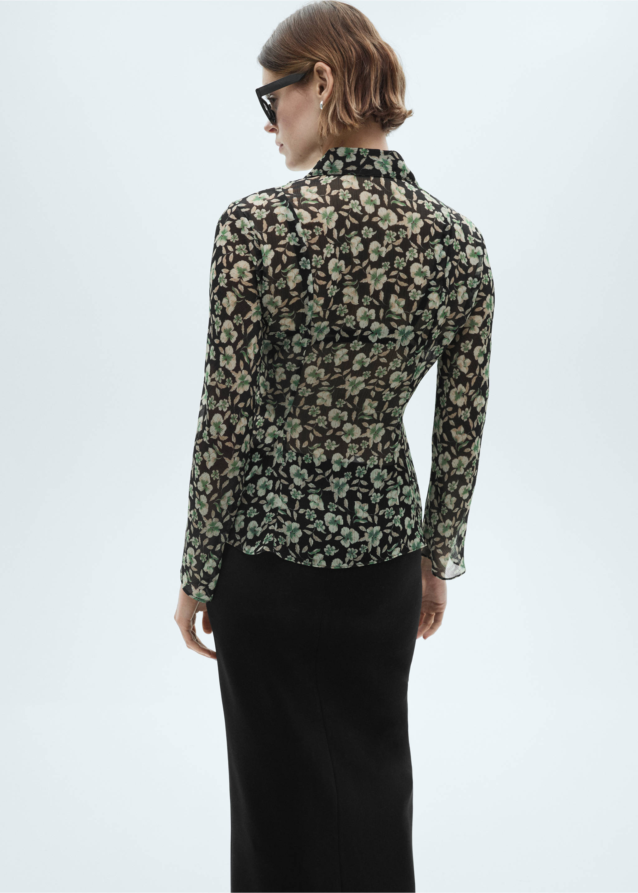 Floral chiffon shirt - Reverse of the article, Black. Ref: 77027722-00.