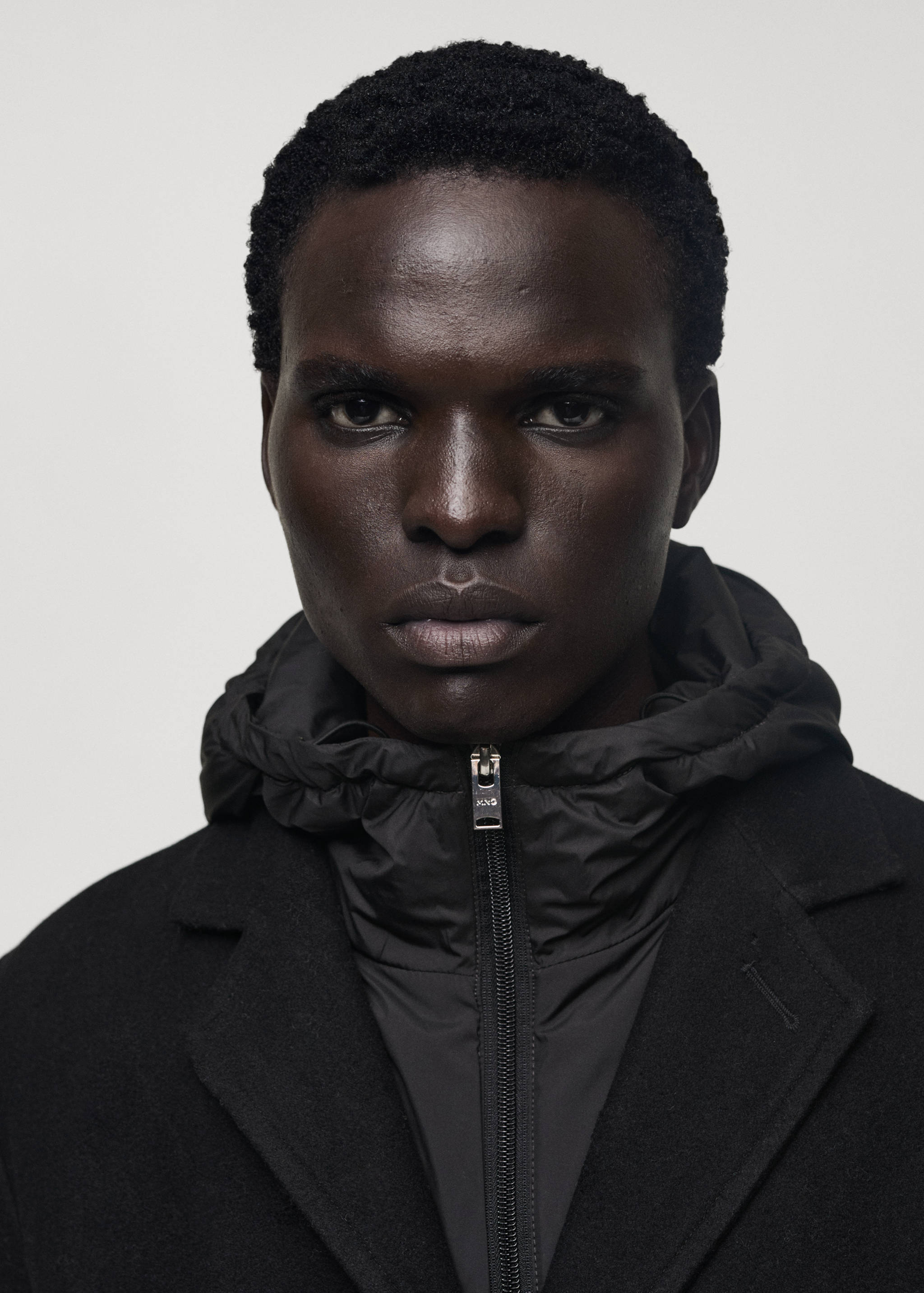 Abrigo lana capucha interior acolchado - Detalle del artículo 1