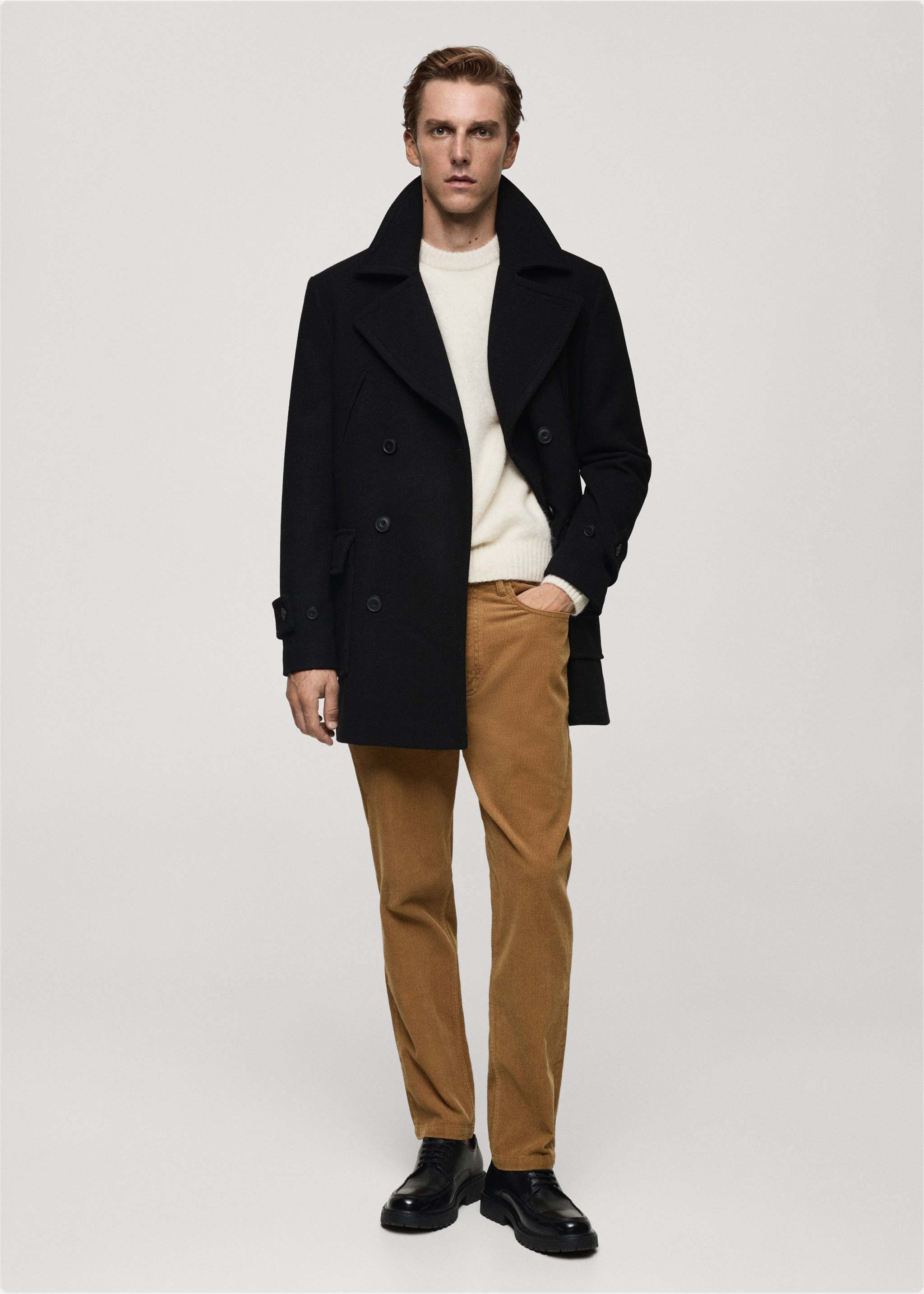 Pantaloni regular-fit din catifea cord - Plan general, Maro mediu. Ref: 77027919-00.