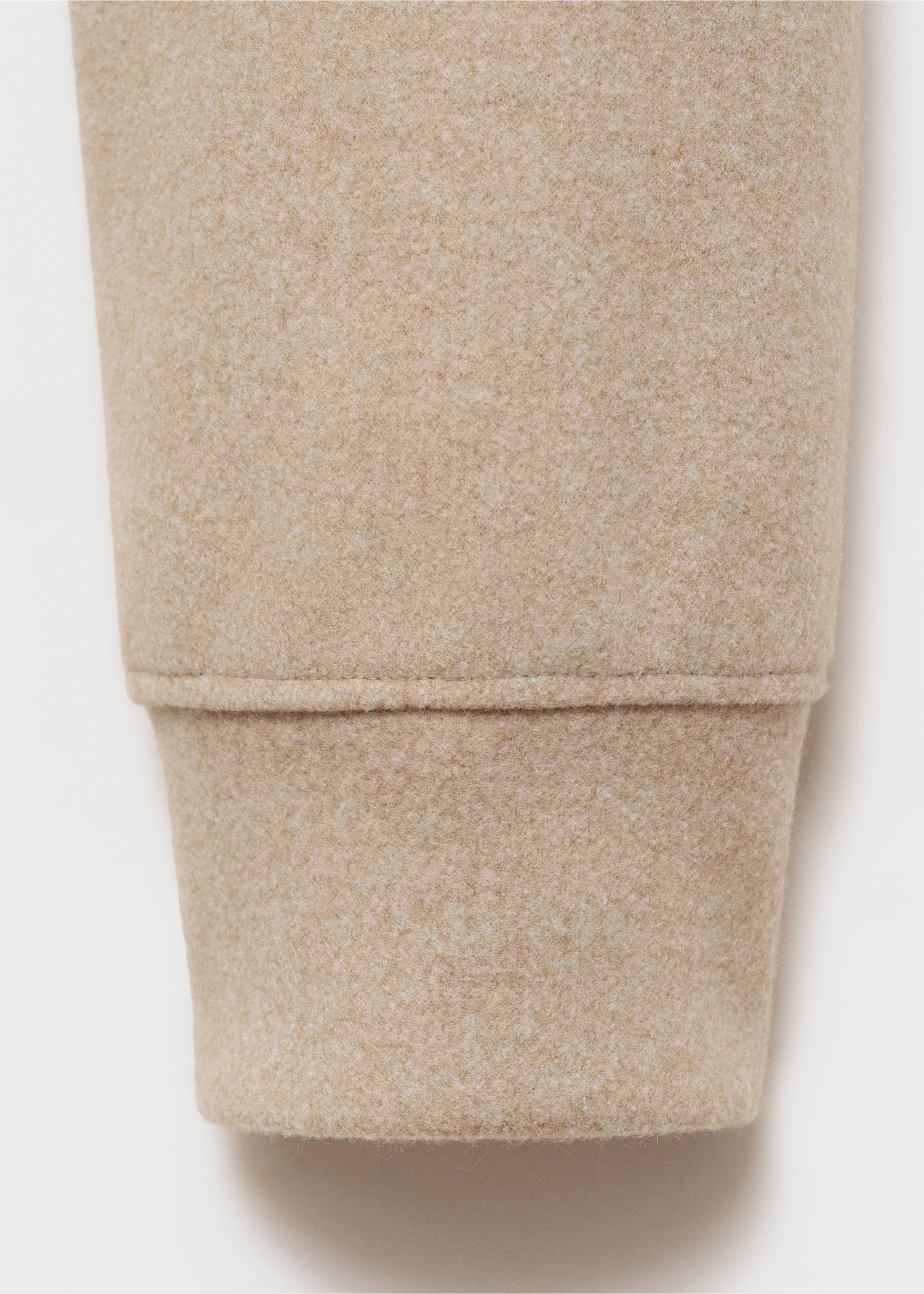 Polo regular fit teixit dessuadora - Detall de l'article 0, Sorra. Ref: 77027925-00.