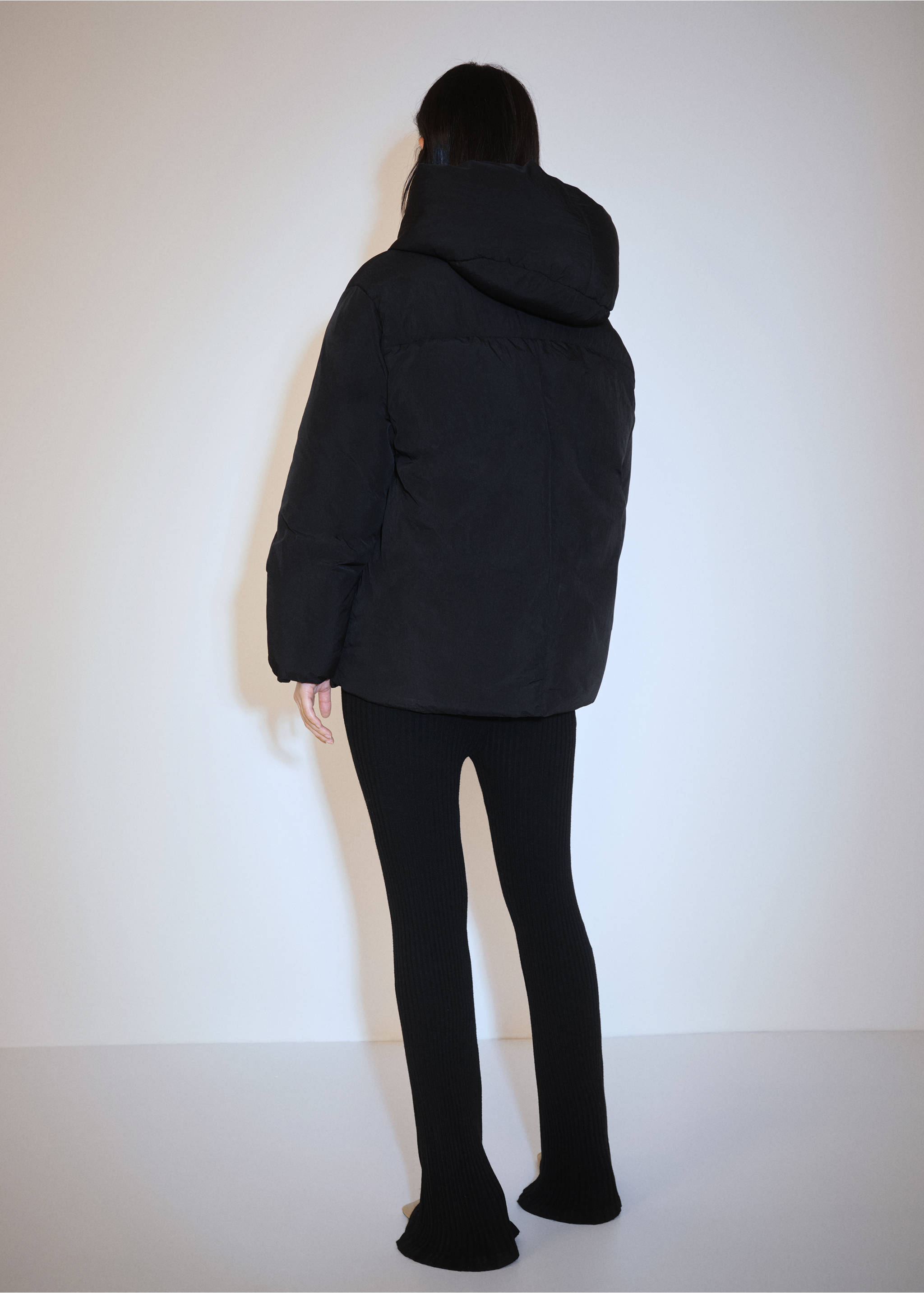 Short padded hooded anorak - Reverse of the article, Black. Ref: 77028264-00.