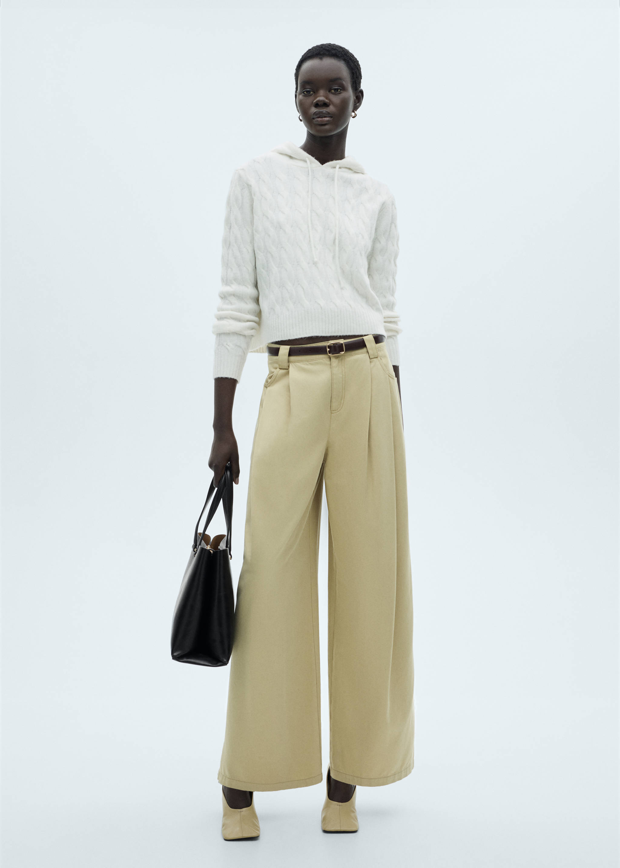 Flätstickad tröja huva - Allmän bild