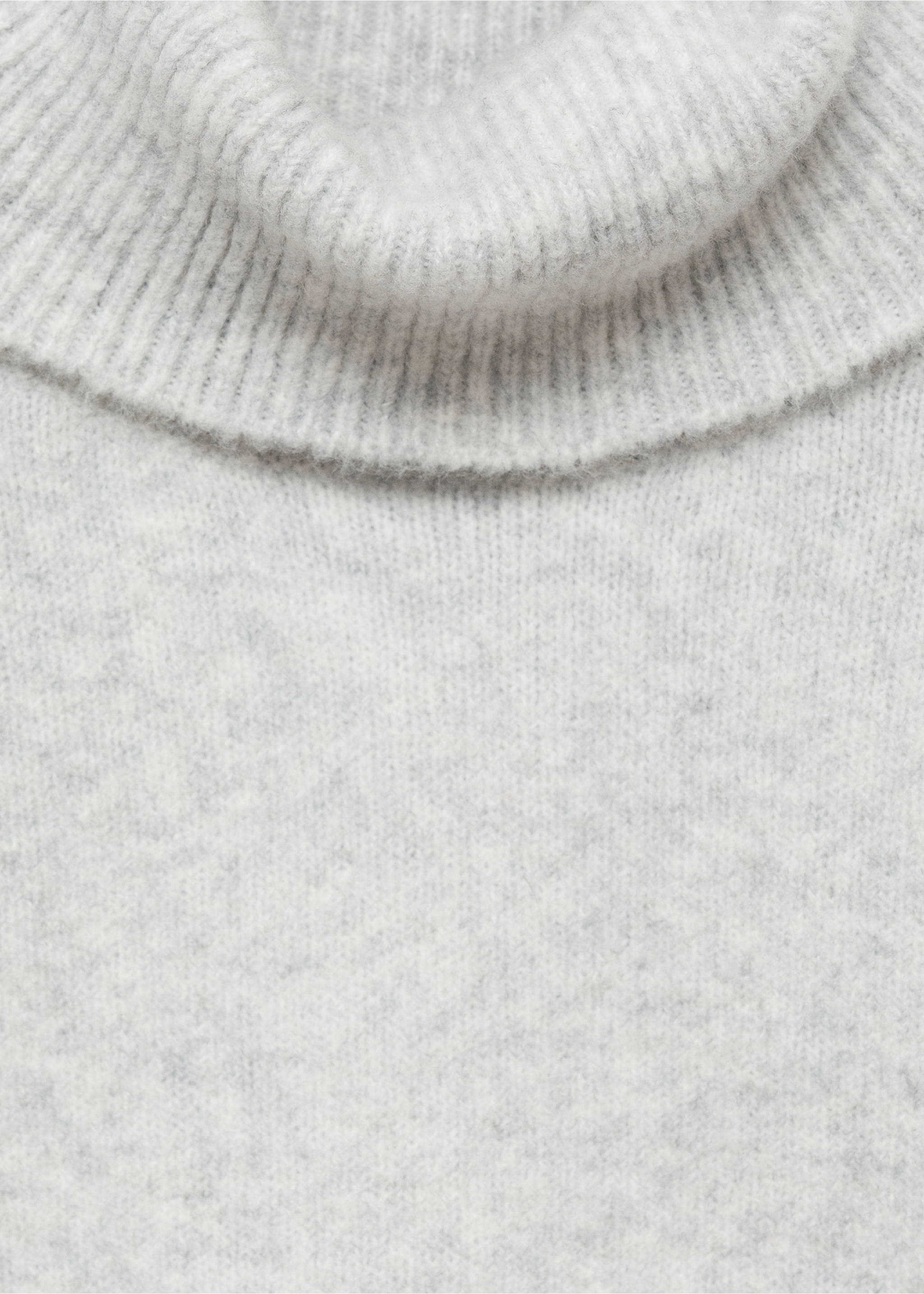 Strickpullover mit Rollkragen - Detail des Artikels 8, Grau. Ref: 77028272-00.