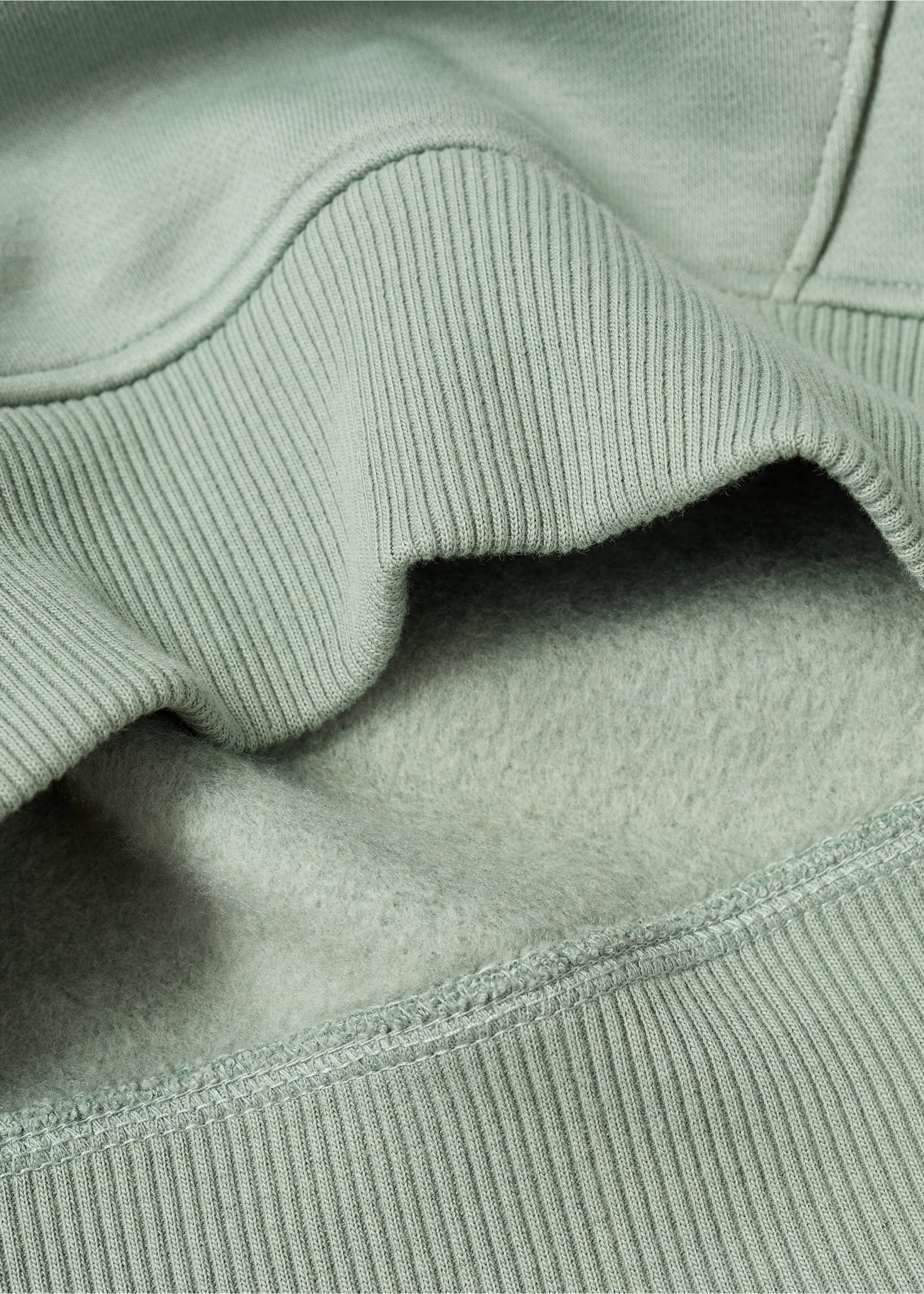 Sudadera canguro mensaje bordado - Detalle del artículo 0, Verde. Ref: 77028274-00.