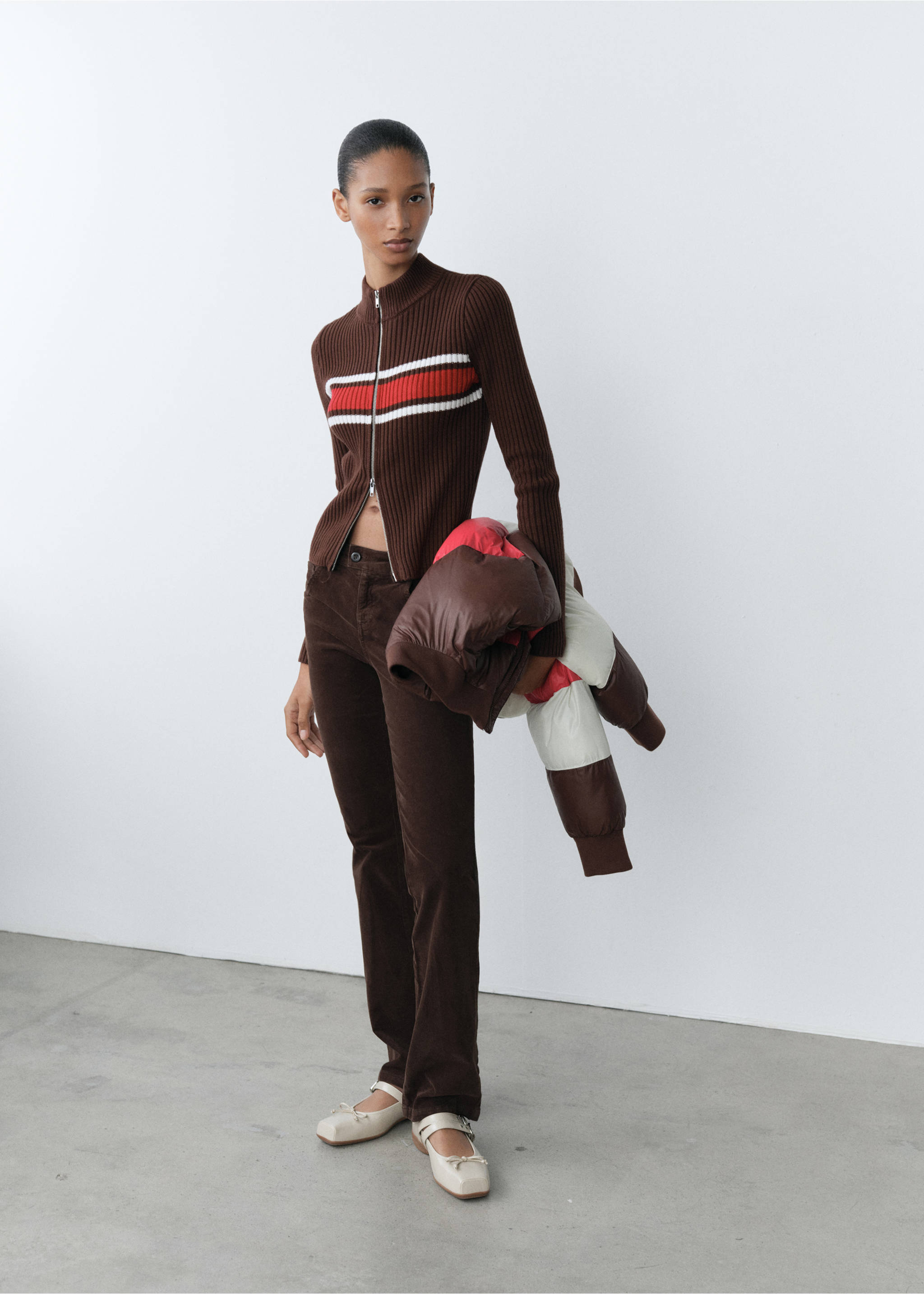 Ribbstickad cardigan kontrastpanel - Allmän bild, Brun. Ref: 77028634-00.