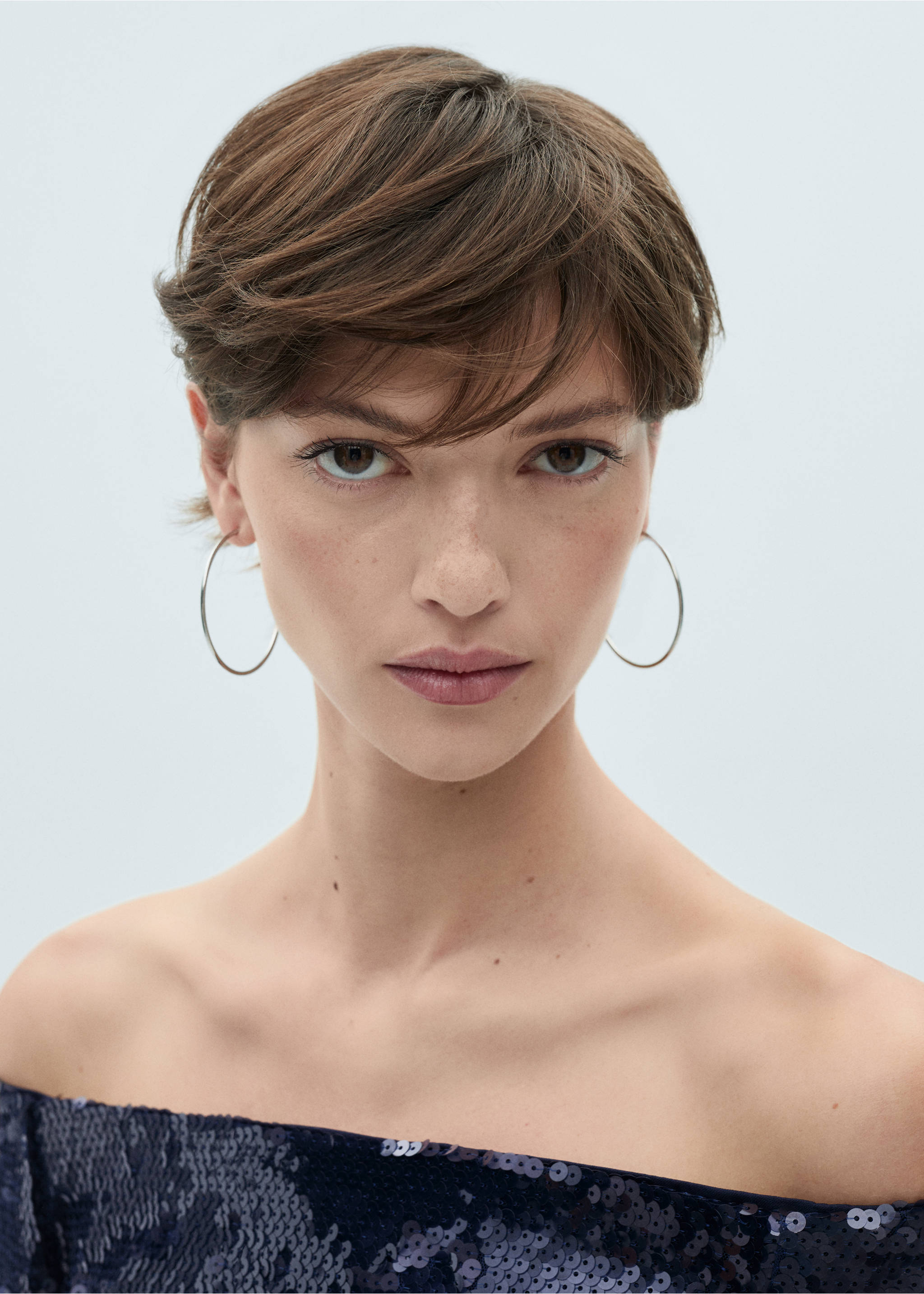 Blouse paillettes épaules dénudées - Détail de l'article 1, Bleu. Ref: 77029058-00.