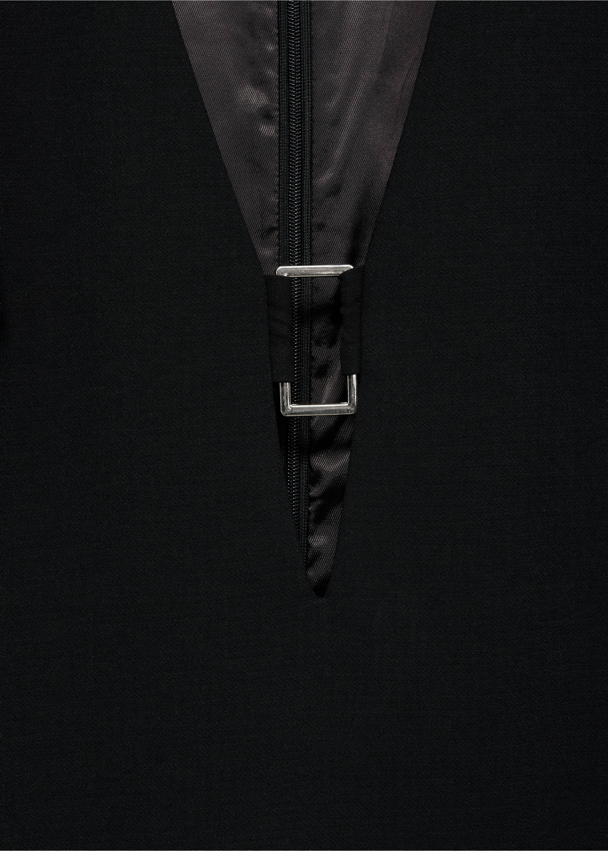 Metallic dress with neckline detail - Details of the article 8, Black. Ref: 77029063-00.