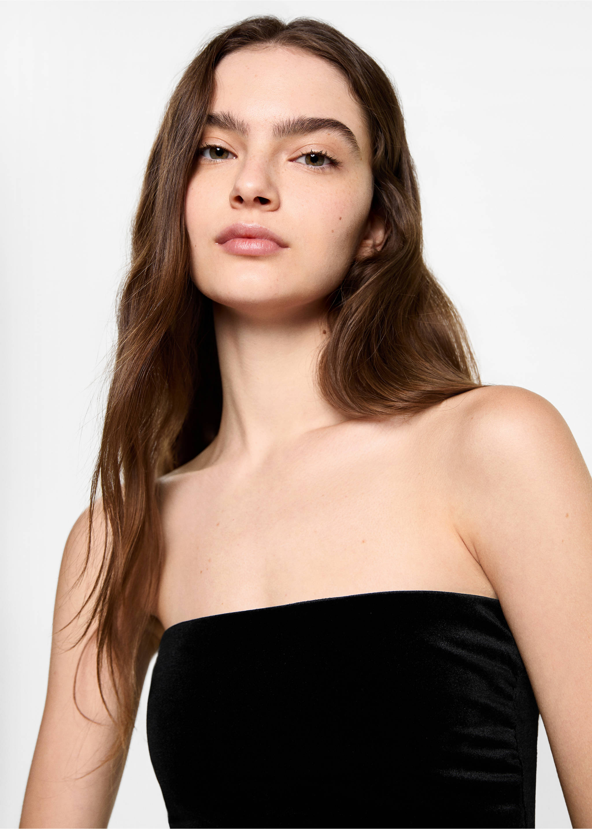 Bandeau-Top aus Samt - Detail des Artikels 1, Schwarz. Ref: 77029066-00.