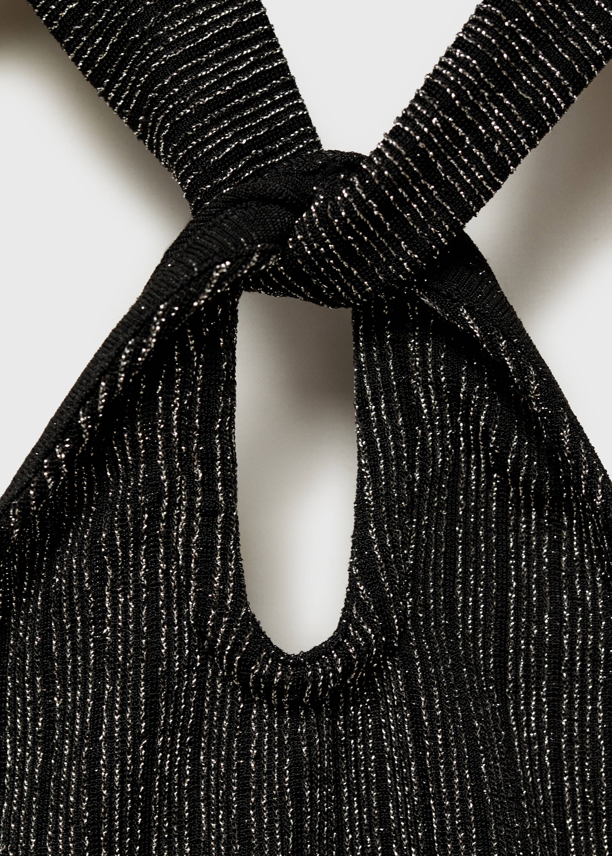 Neckholder-Top aus Lurex - Detail des Artikels 8