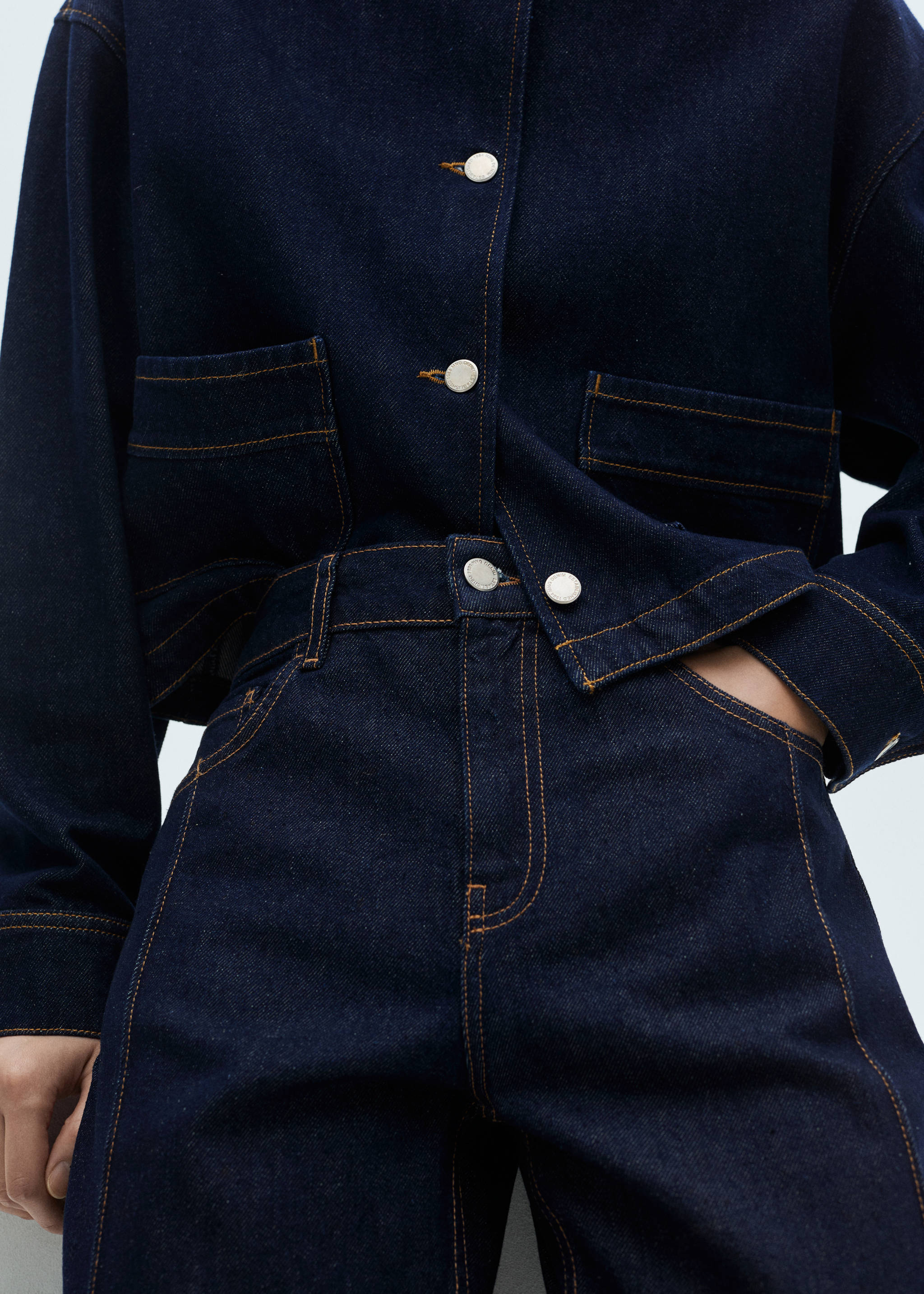 Gerade Rinse-Wash-Jeans mit Nähten - Detail des Artikels 3