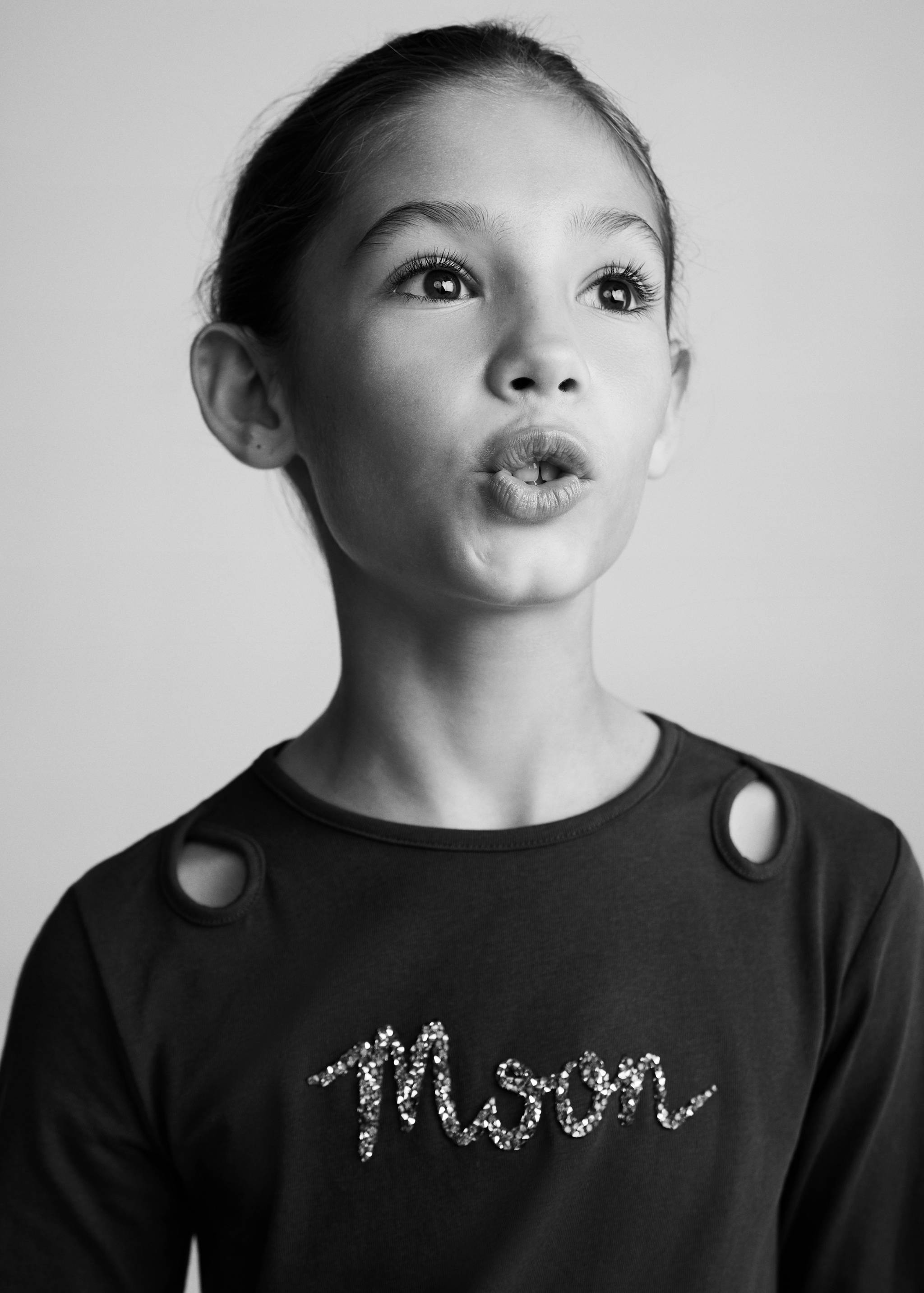 Sequin T-shirt - Details of the article 1