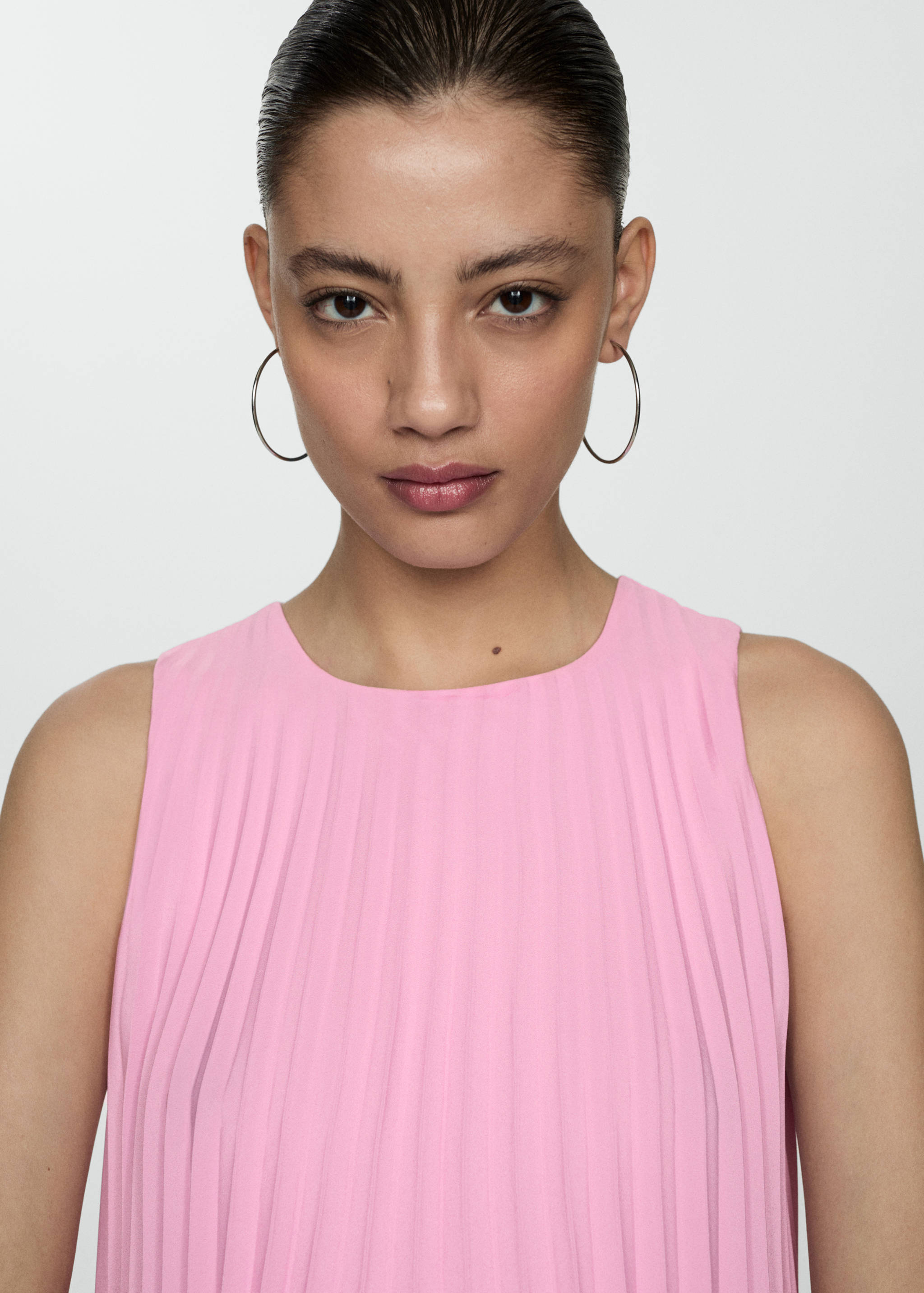 Ausgestelltes Plissée-Kleid - Detail des Artikels 1