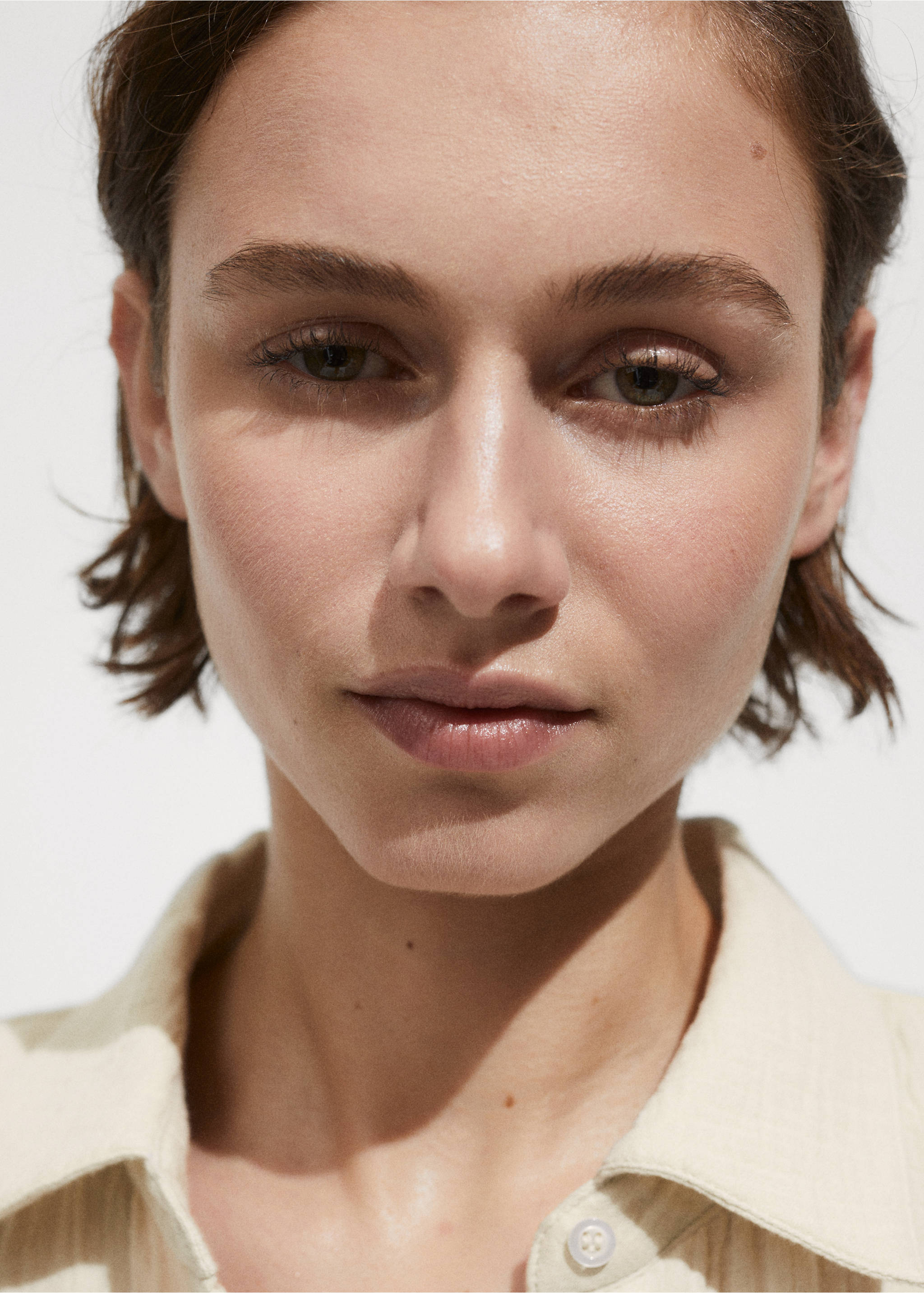 Belt long jumpsuit - Details of the article 1, Ecru. Ref: 77030333-00.