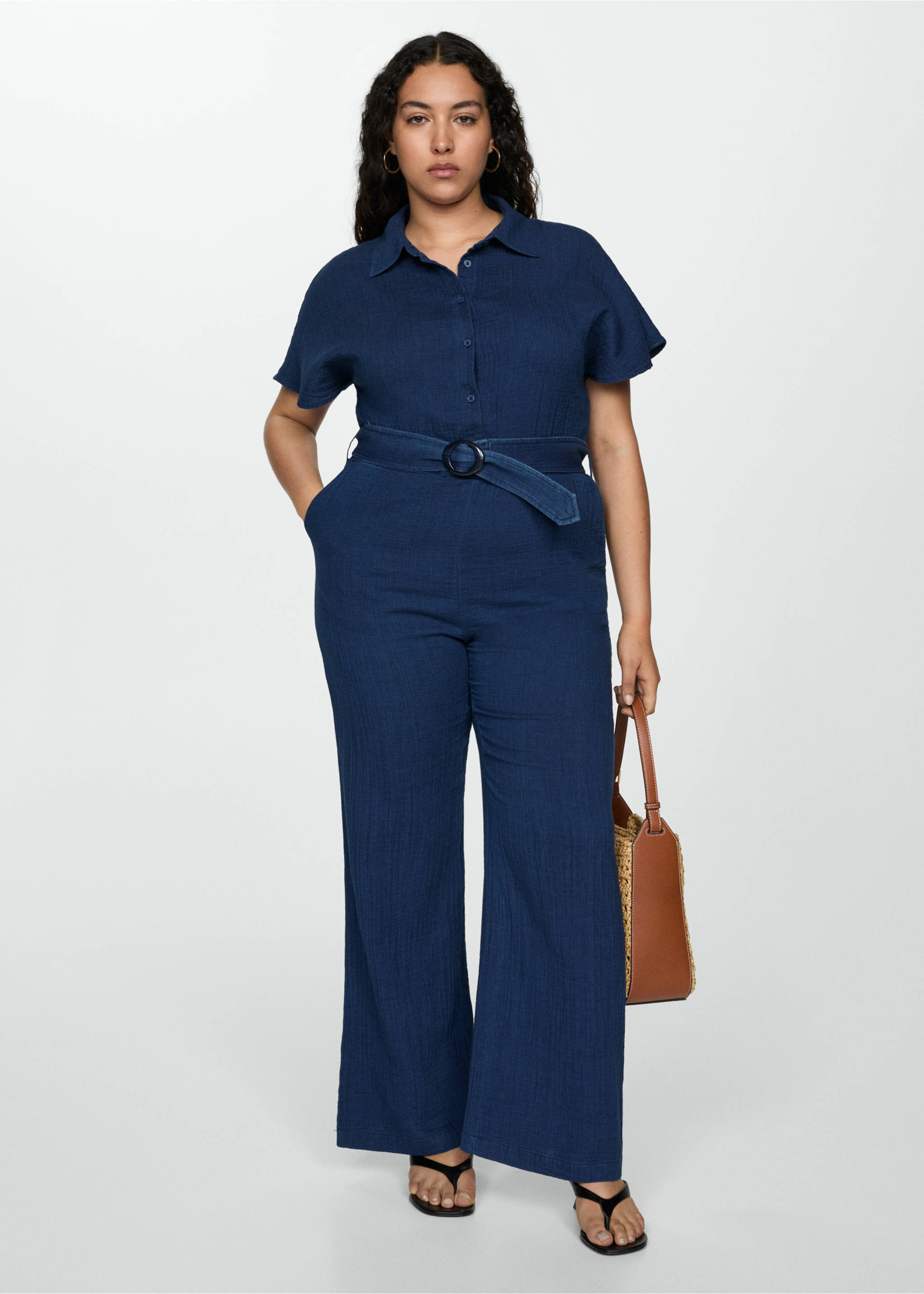 Belt long jumpsuit - Details of the article 3, Night Blue. Ref: 77030334-00.