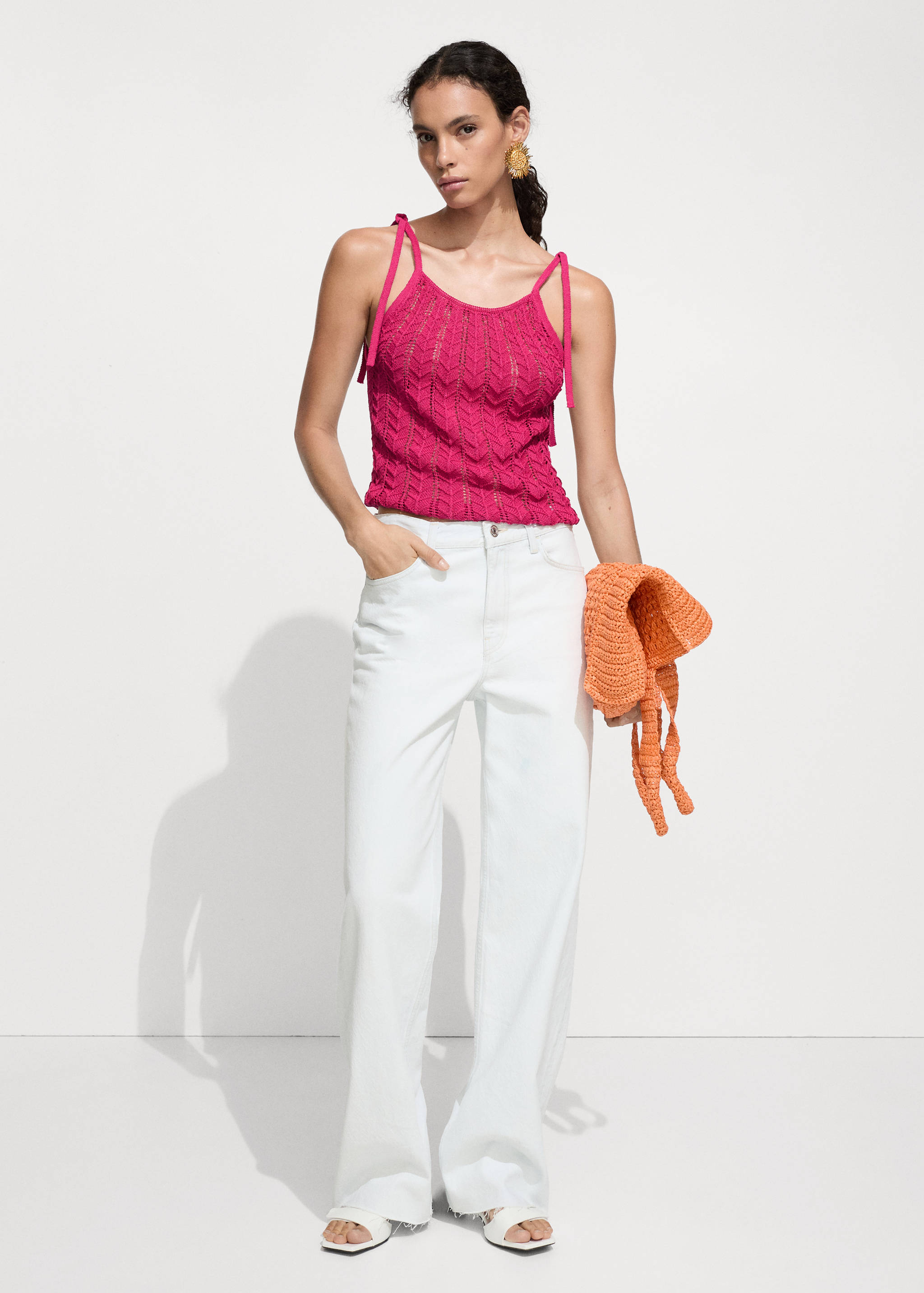 Openwork knitted top with bows - General plane