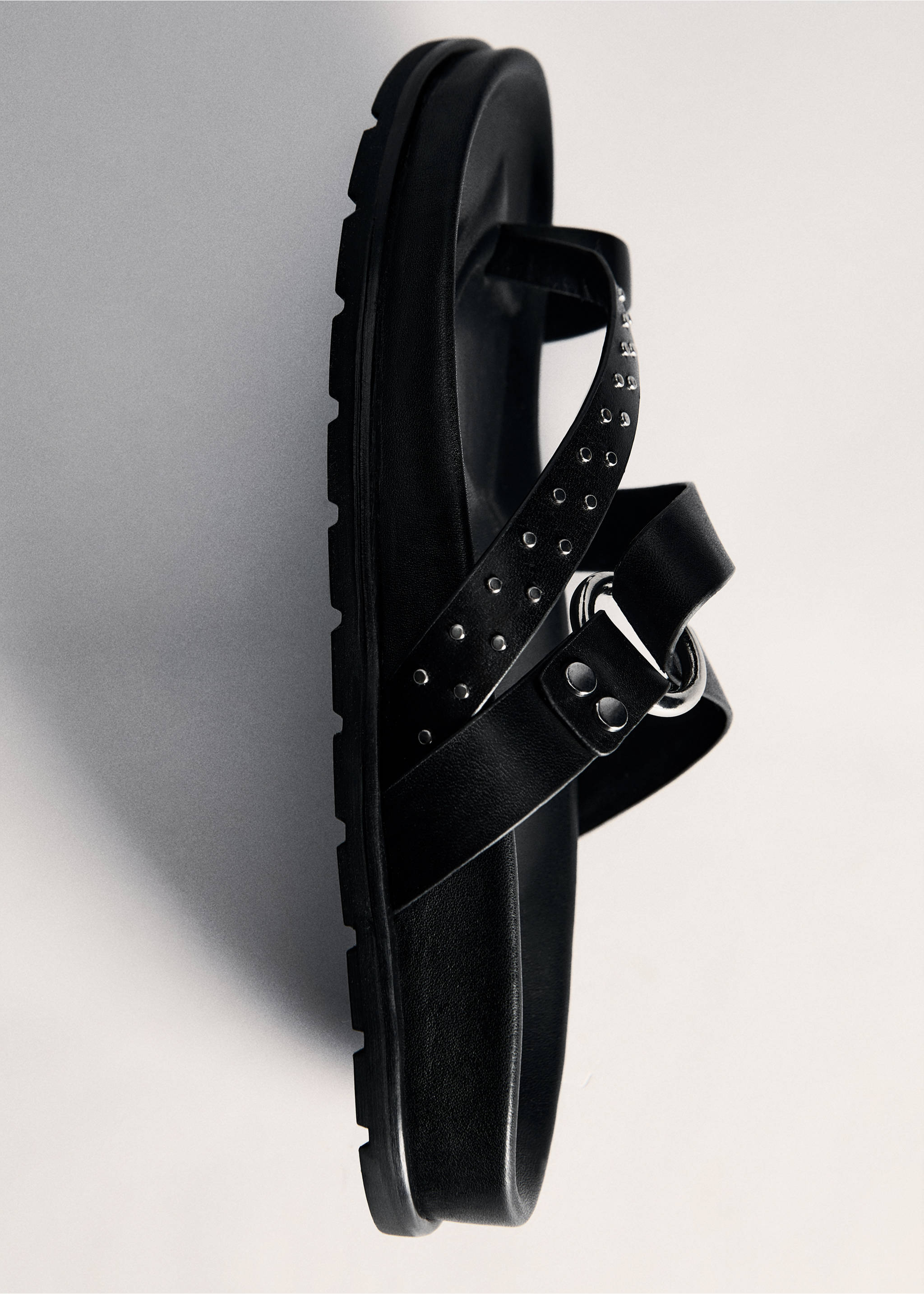 Leather straps sandals - Details of the article 5, Black. Ref: 77030357-00.