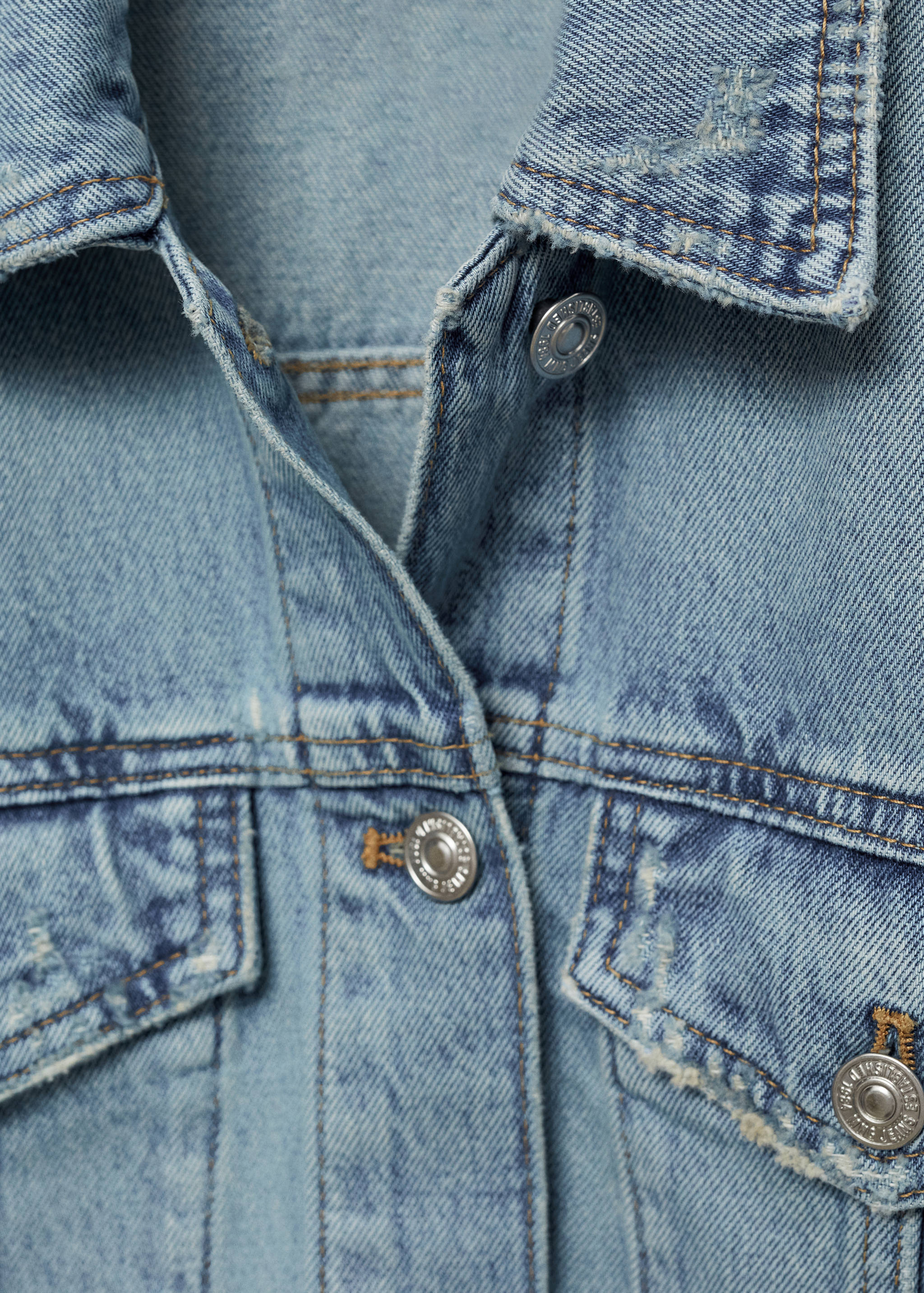Pocketed denim jacket - Details of the article 8
