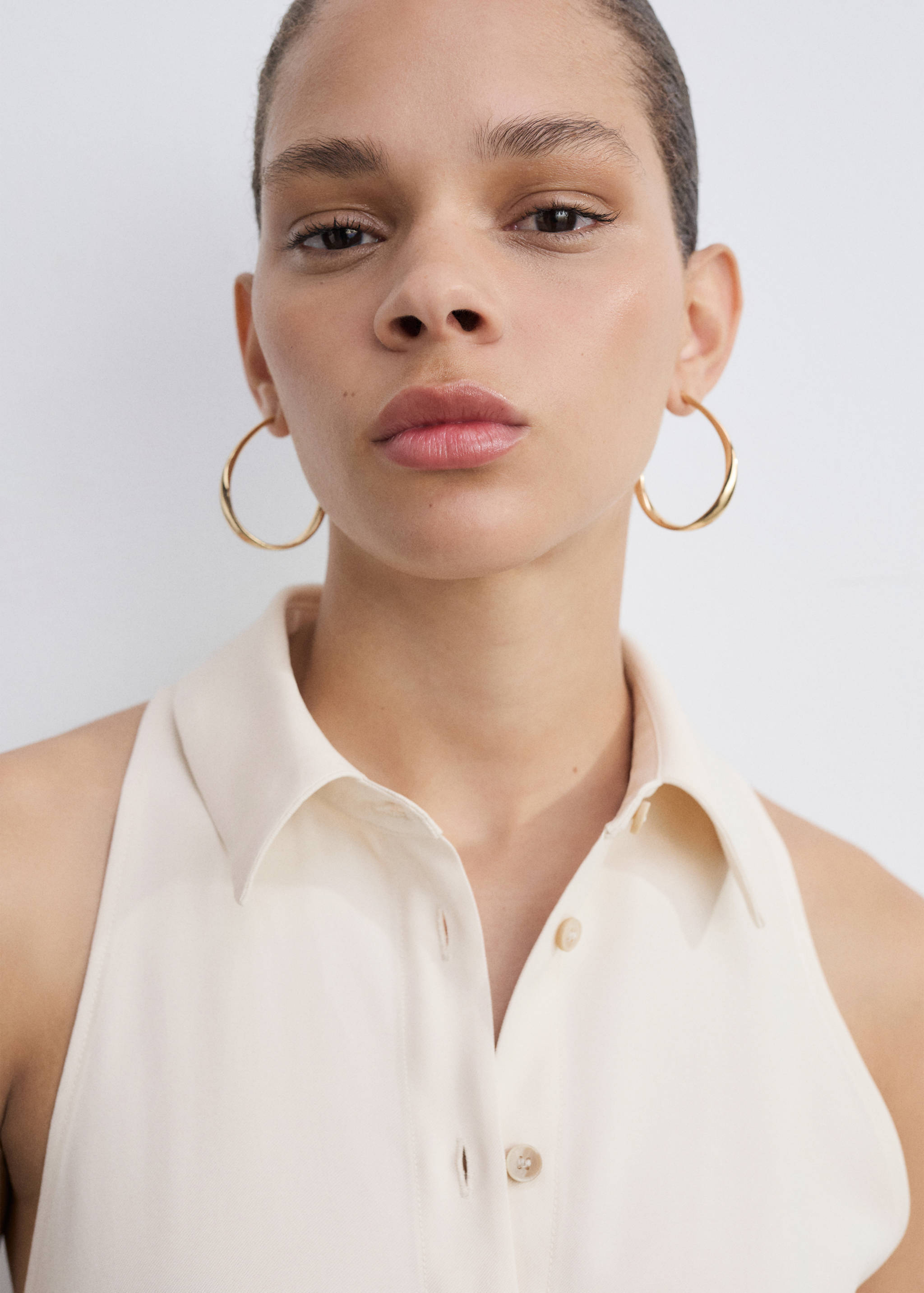 Kombinezon z krótkimi nogawkami i paskiem - Szczegóły artykułu 1