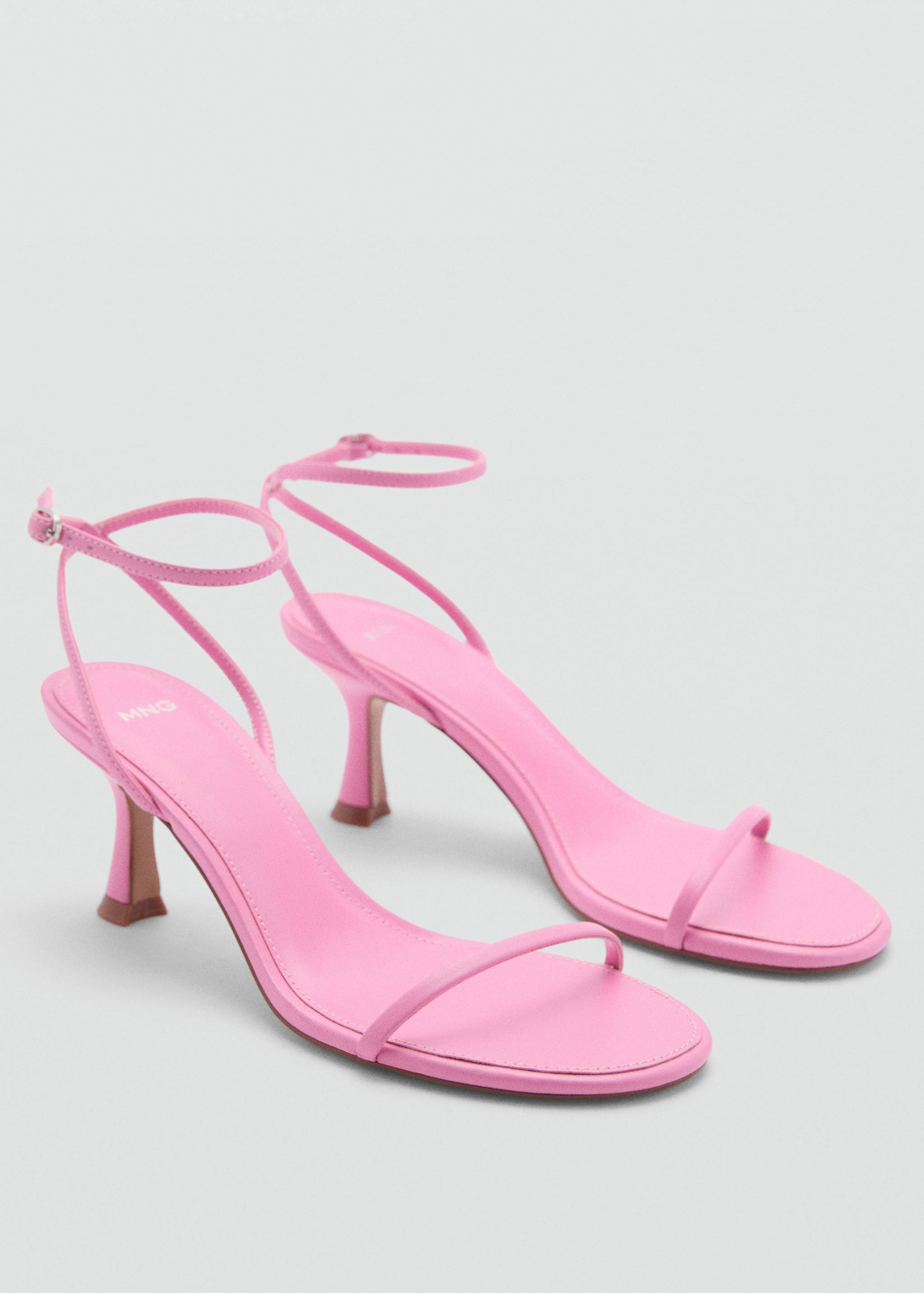 Buckle strap sandals - Medium plane