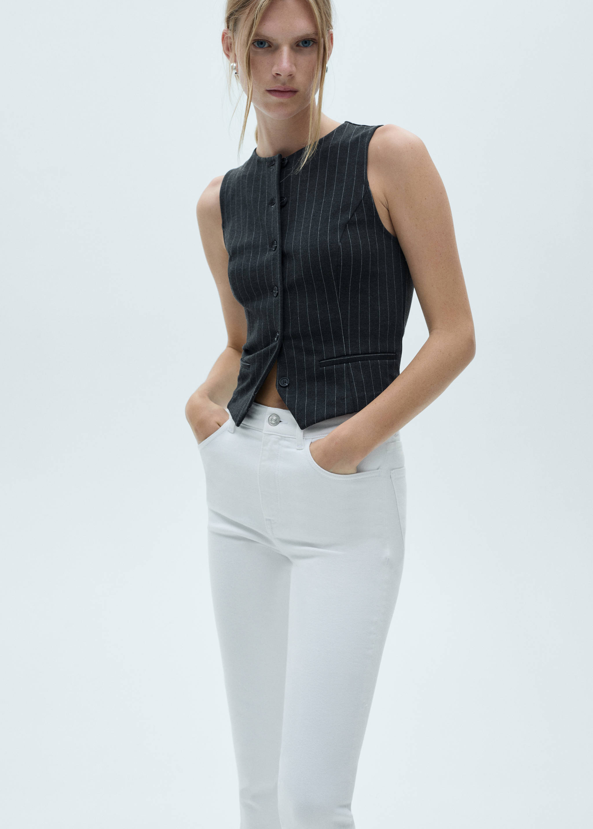 Jeans capri abertura lateral - Plano medio